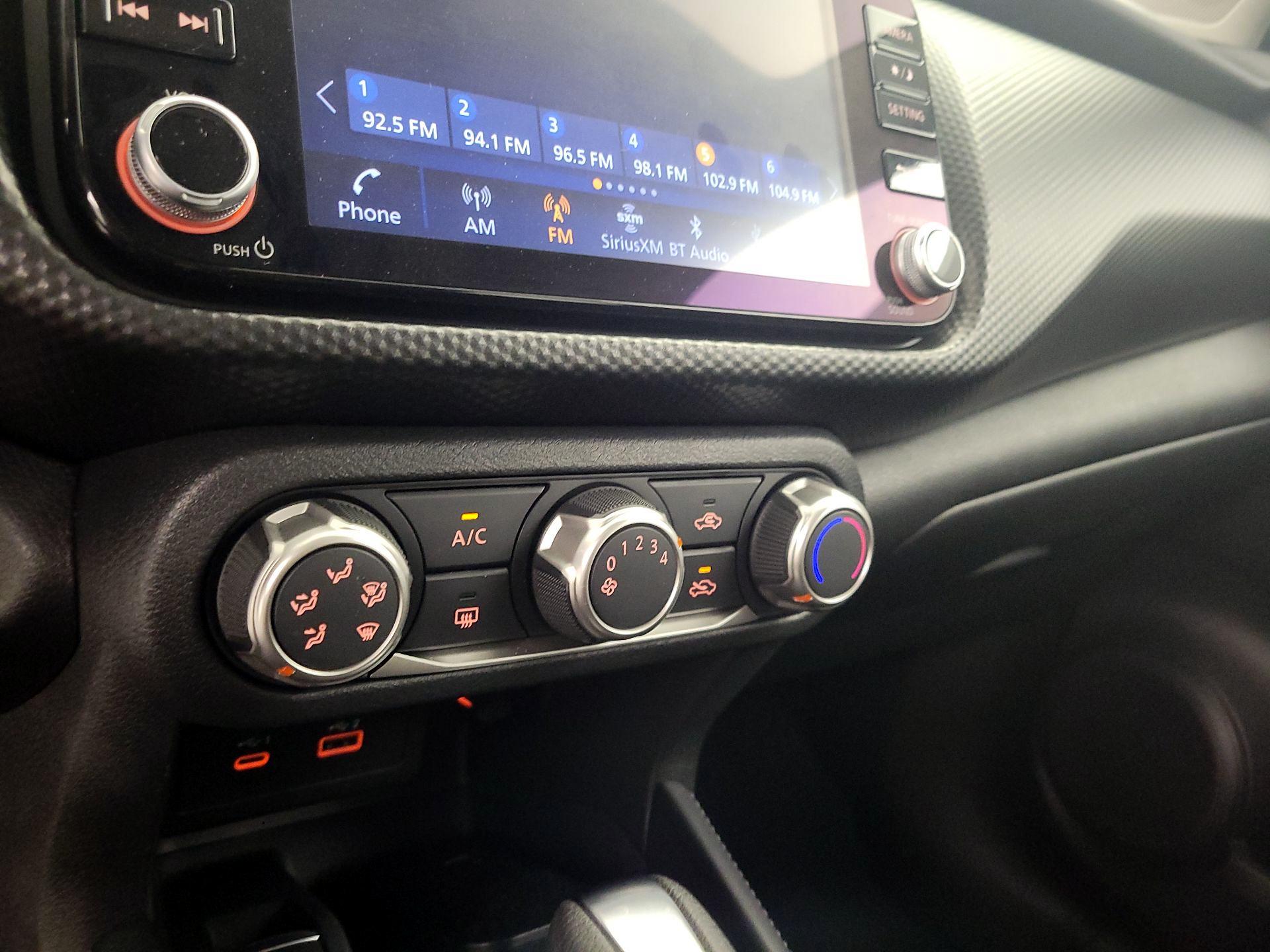 Thumbnail: 2023 Nissan Kicks - 16