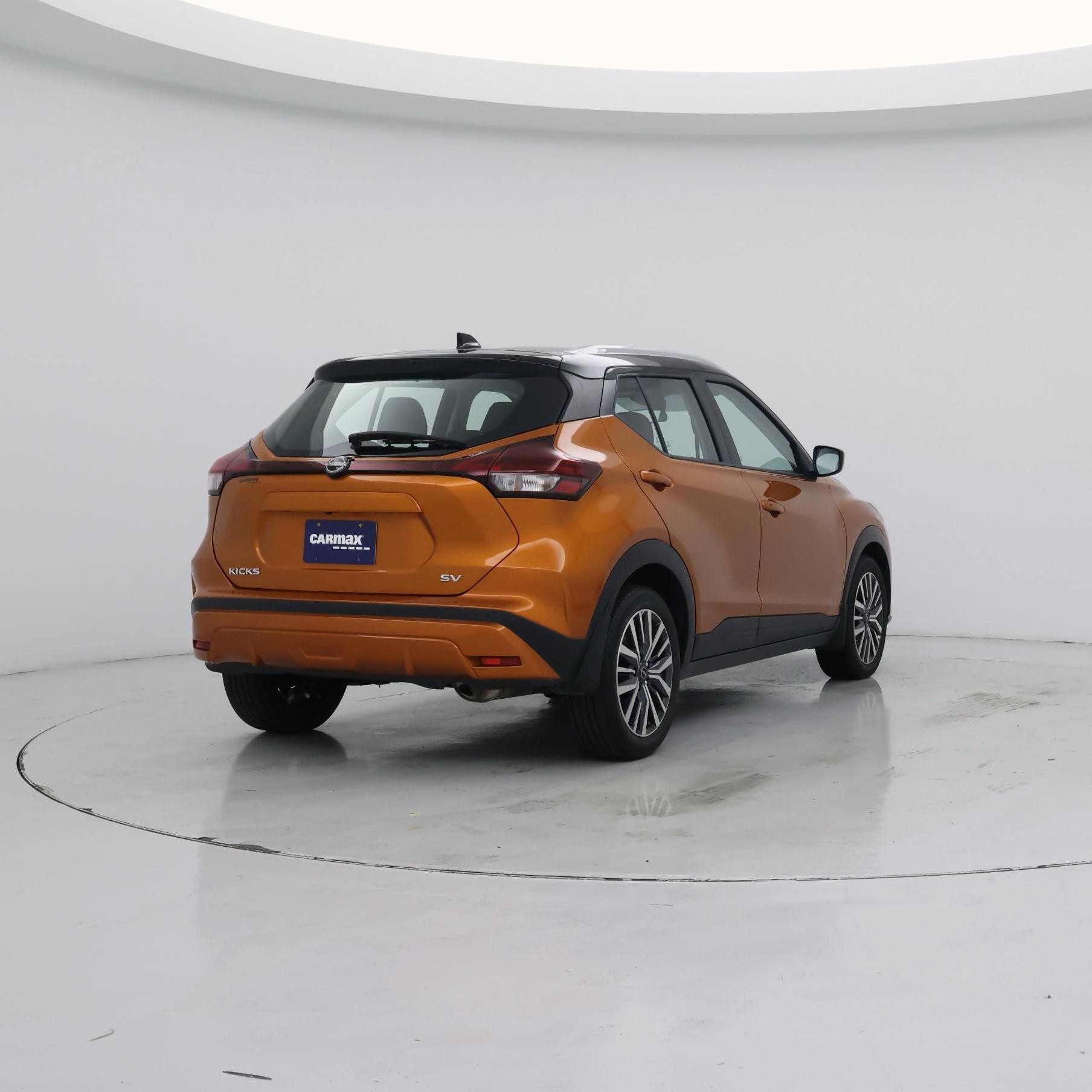 Thumbnail: 2023 Nissan Kicks - 8