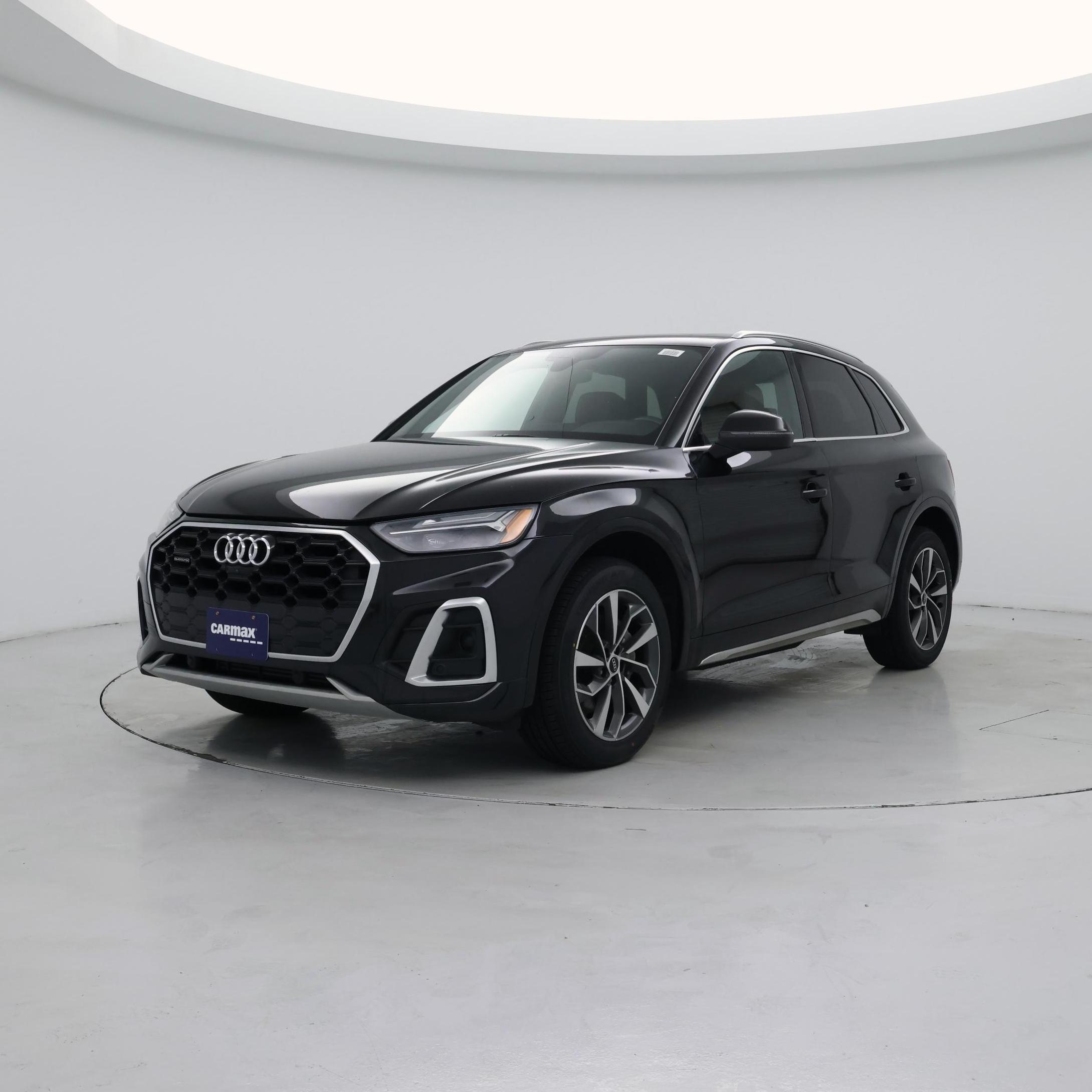 Thumbnail: 2023 Audi Q5 - 4