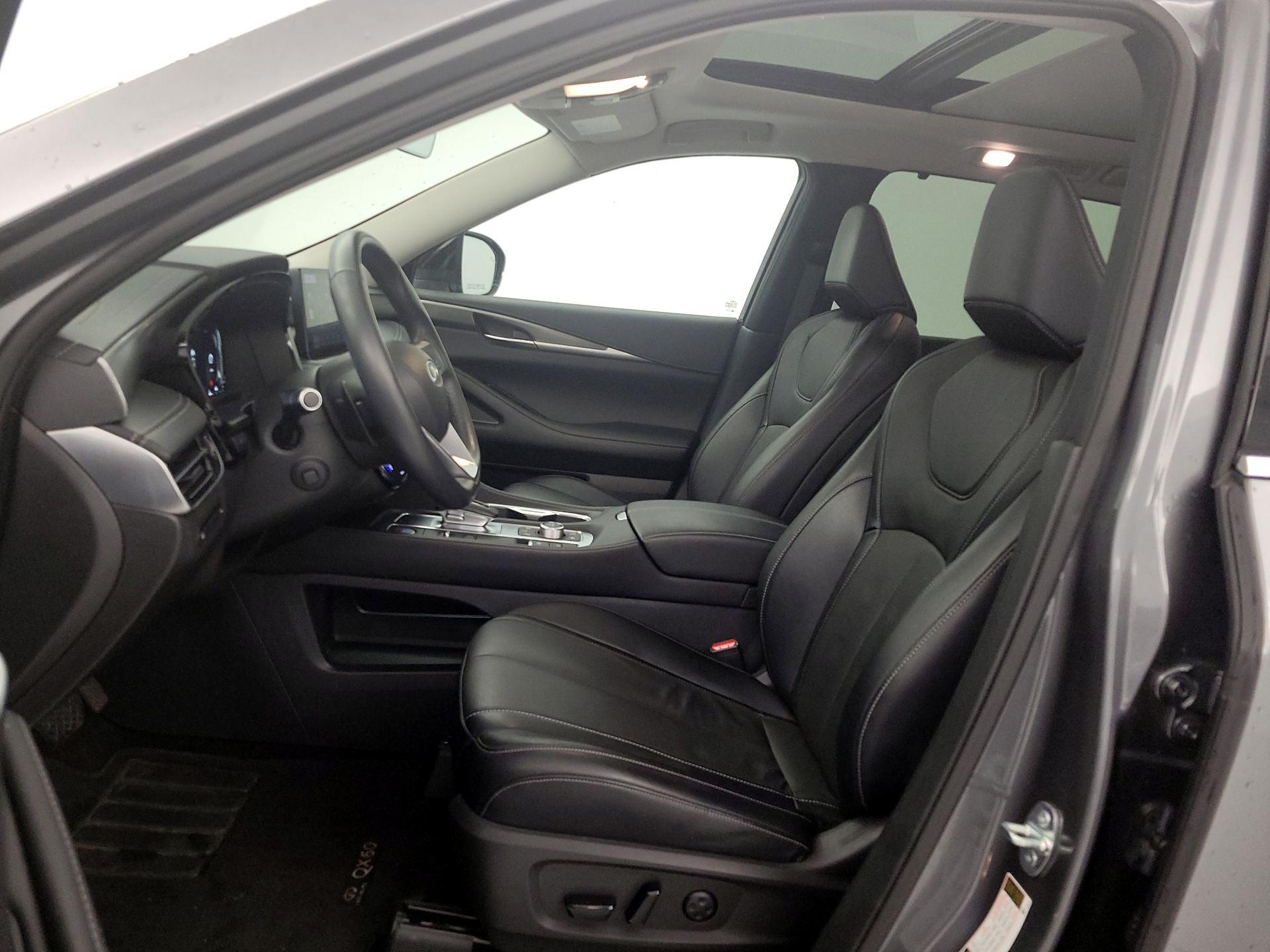 Thumbnail: 2023 INFINITI QX60 - 11