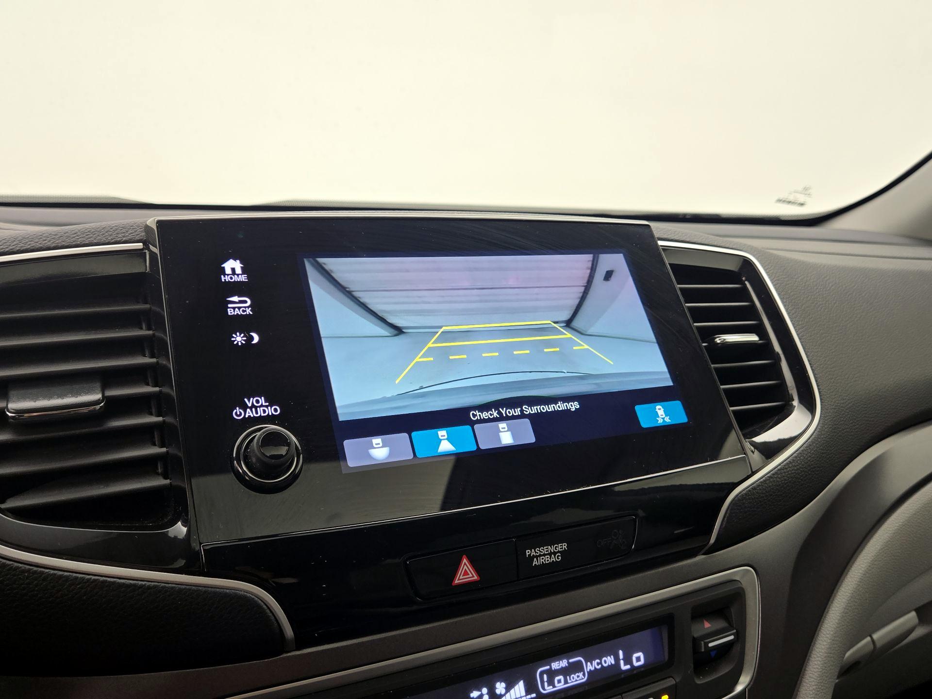 Thumbnail: 2020 Honda Pilot - 14