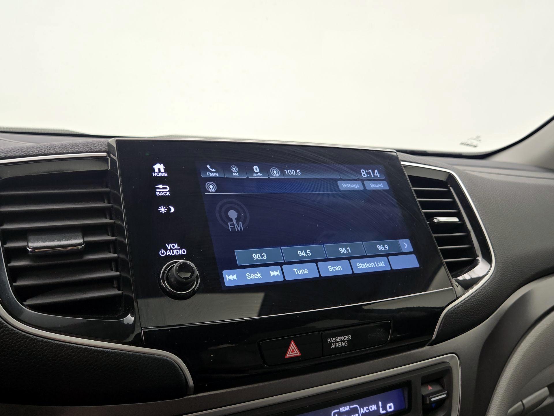 Thumbnail: 2020 Honda Pilot - 15