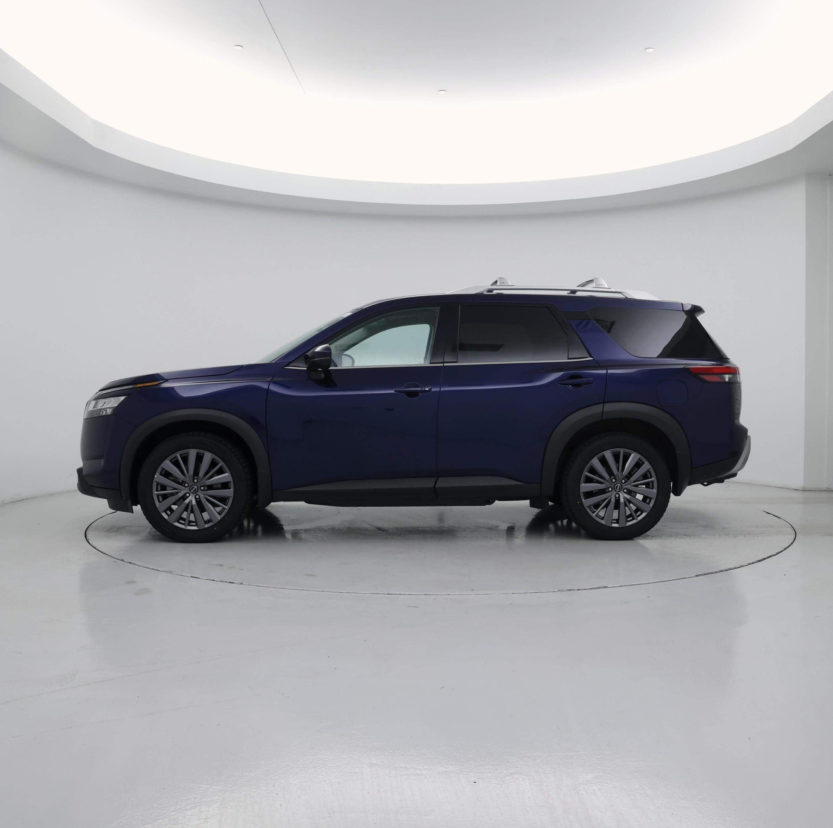 Thumbnail: 2023 Nissan Pathfinder - 3