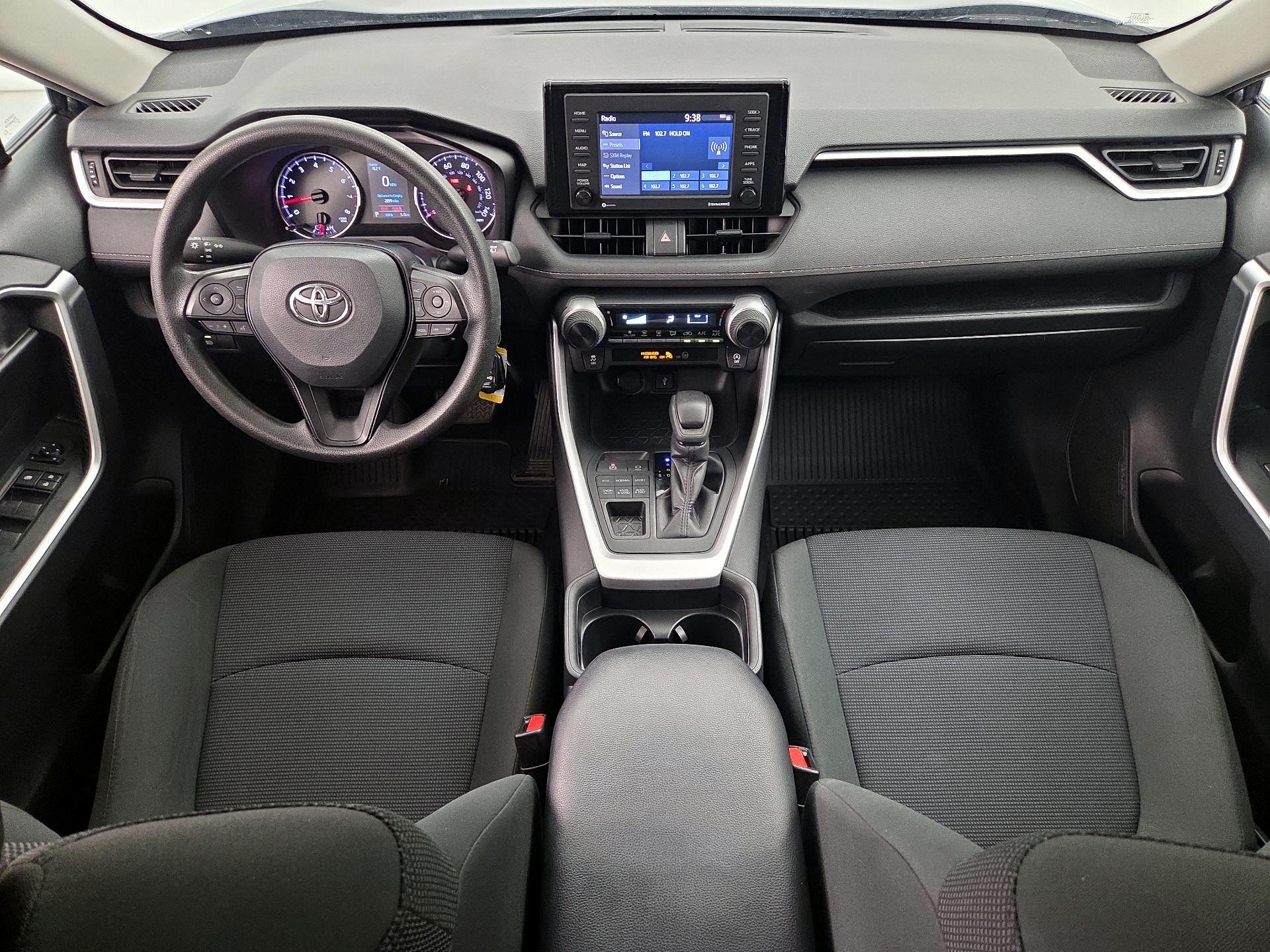 Thumbnail: 2020 Toyota RAV4 - 9