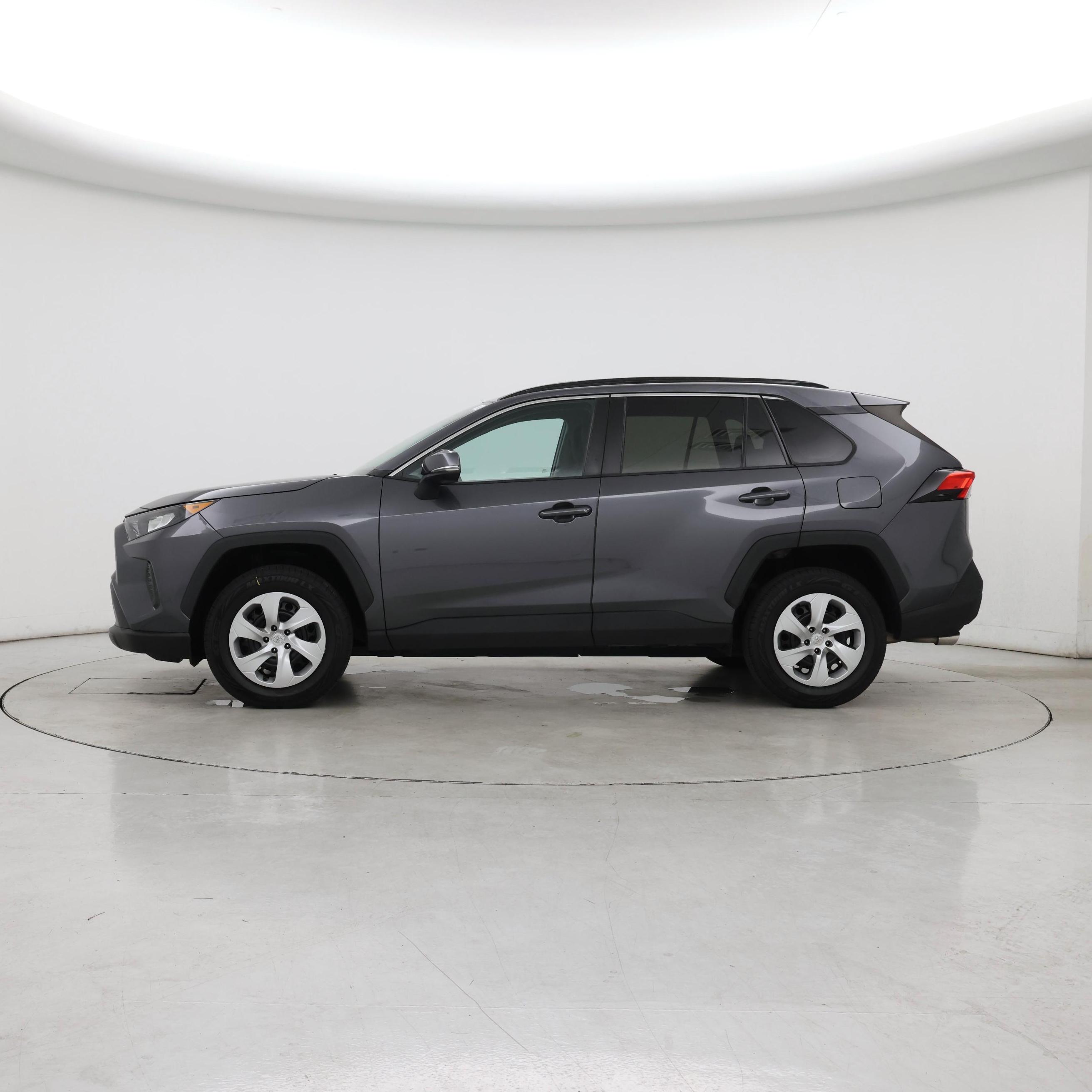Thumbnail: 2020 Toyota RAV4 - 3