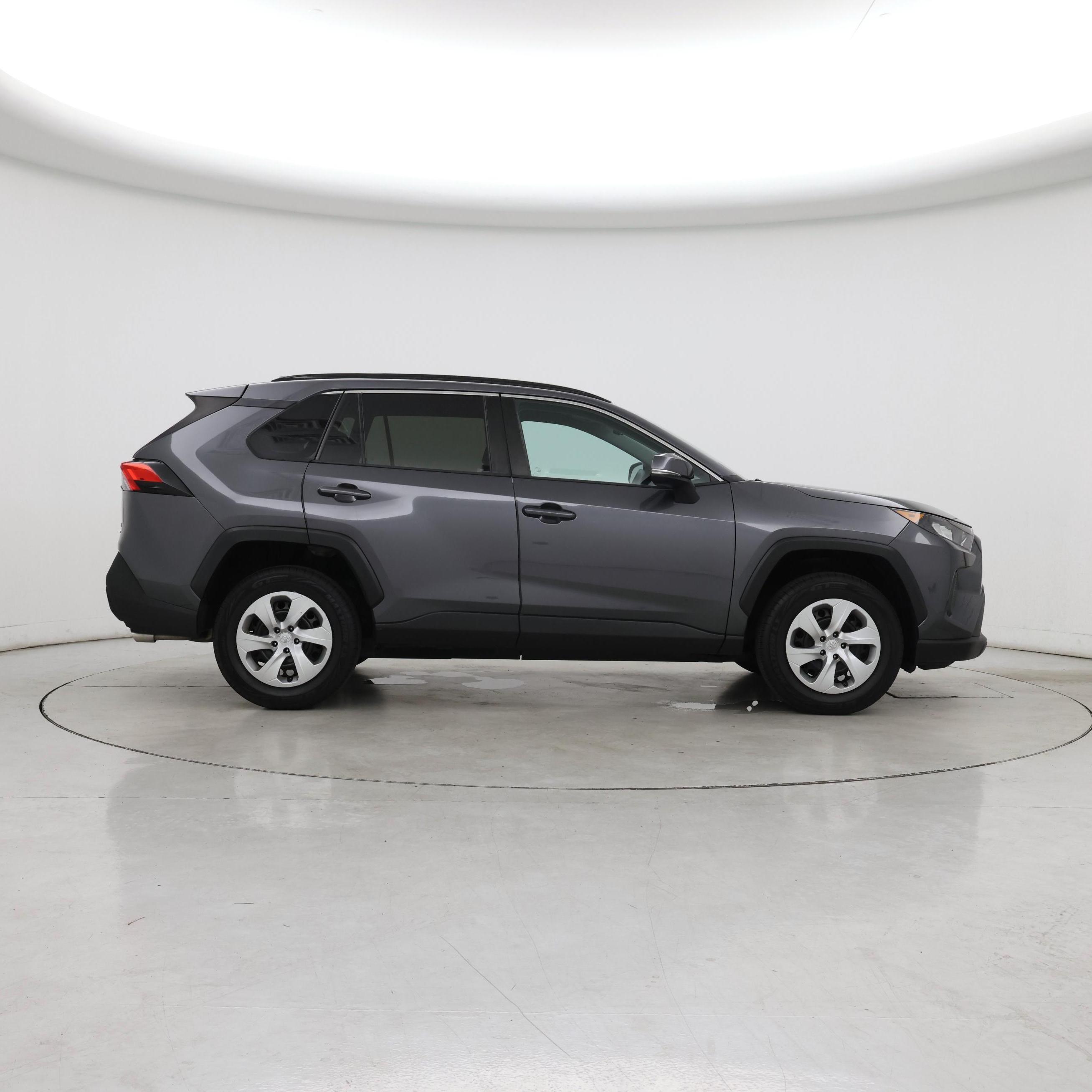 Thumbnail: 2020 Toyota RAV4 - 7