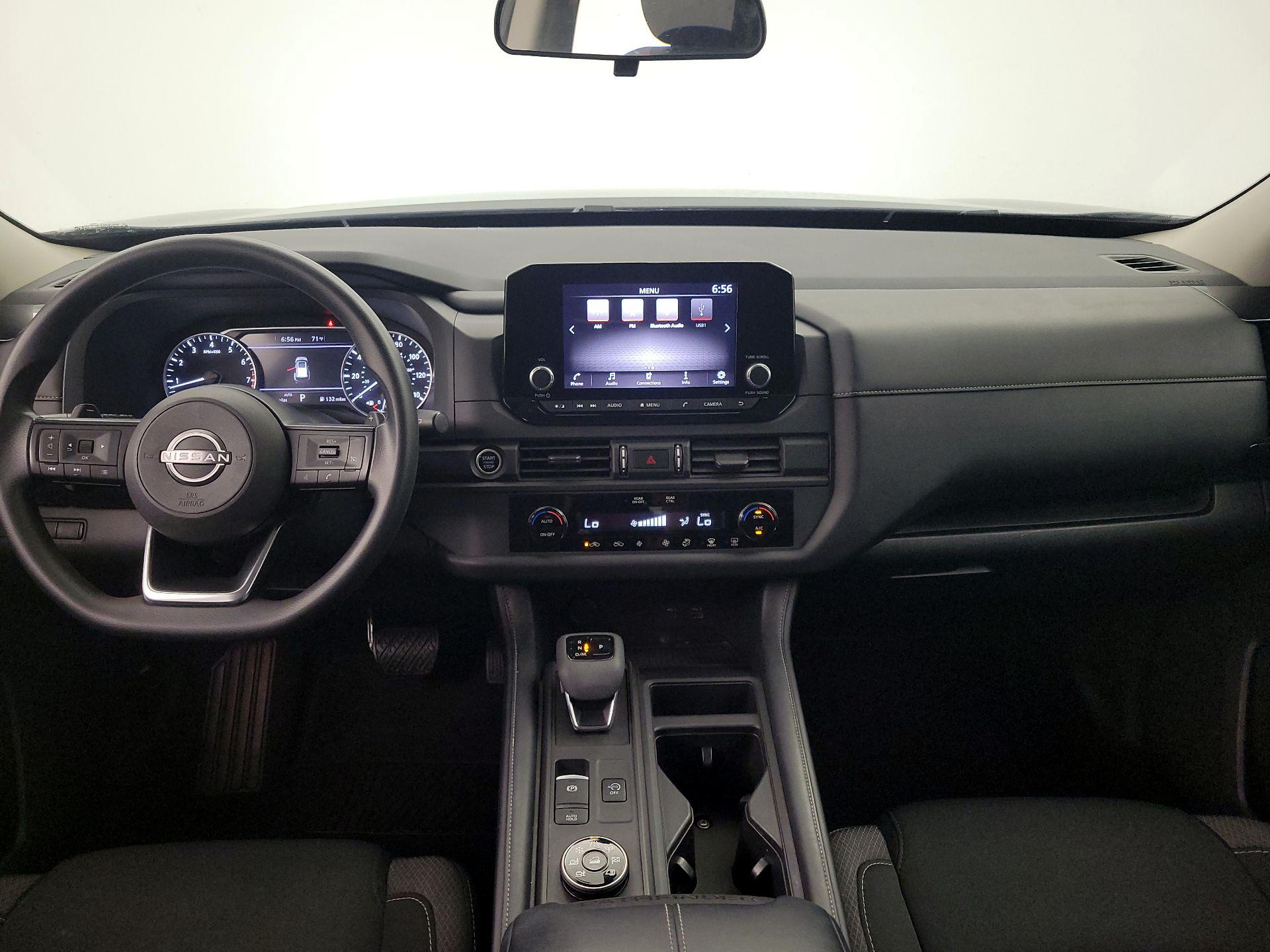 Thumbnail: 2023 Nissan Pathfinder - 9