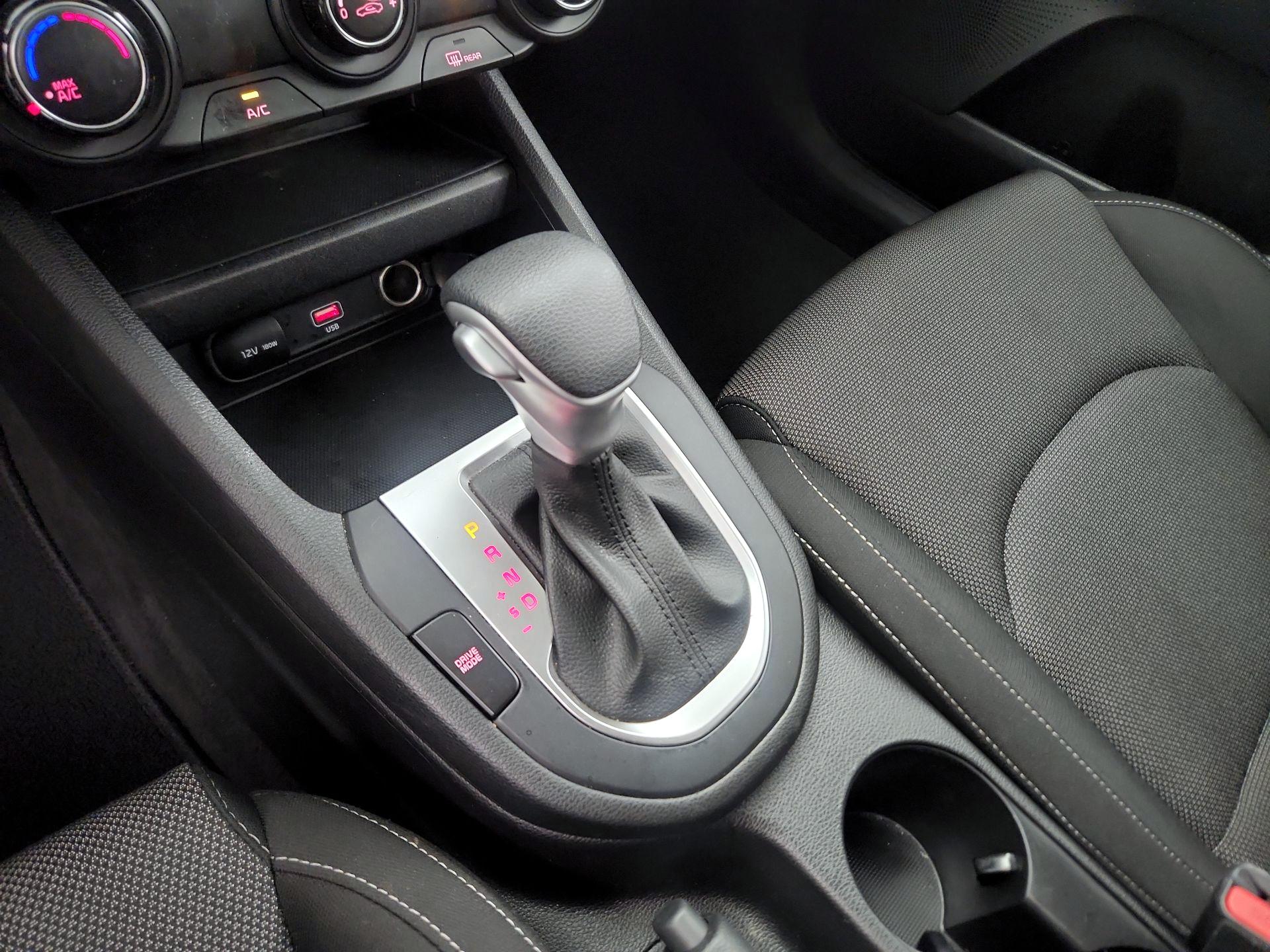 Thumbnail: 2023 Kia Forte - 17