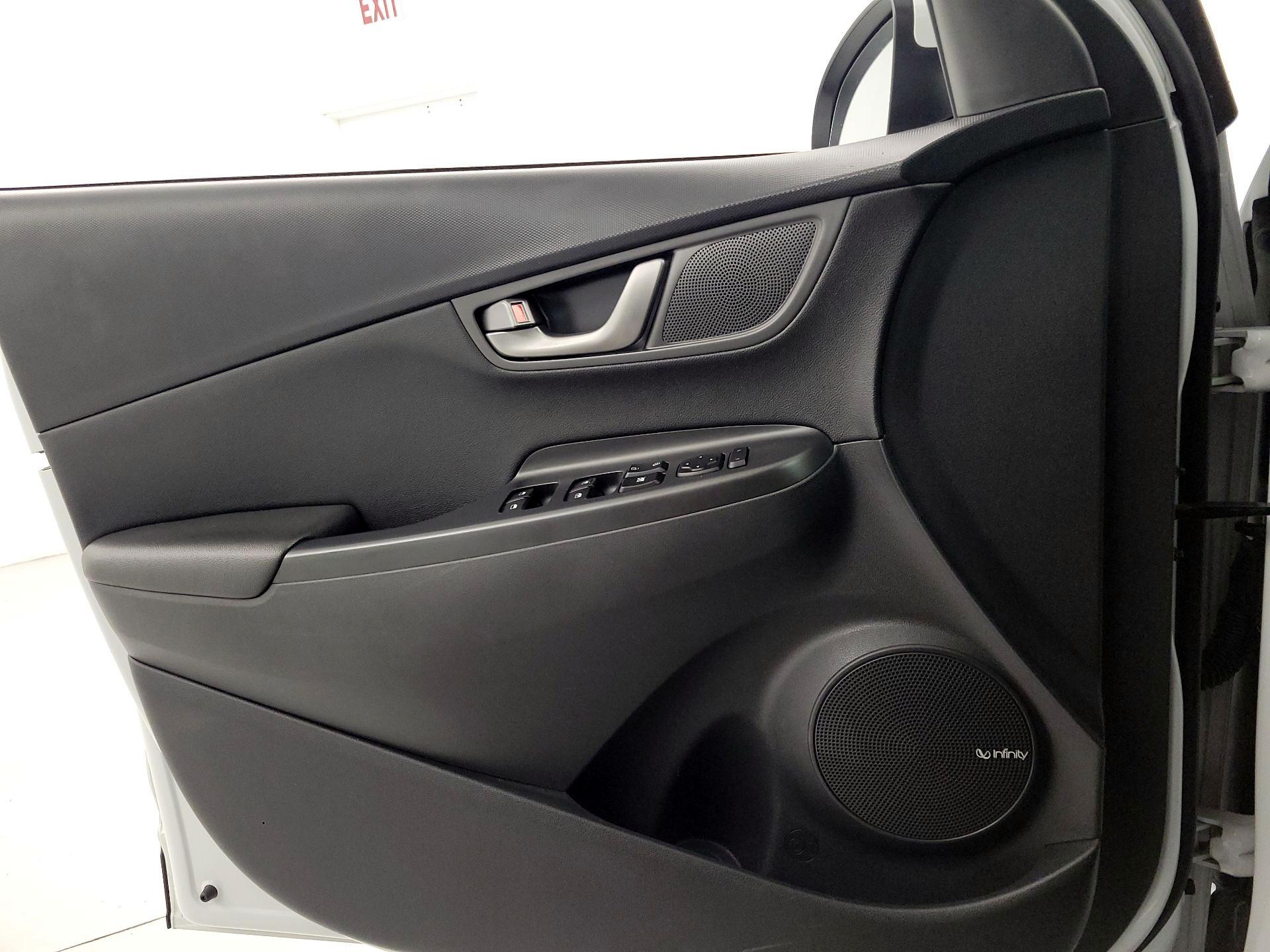 Thumbnail: 2021 Hyundai Kona - 12