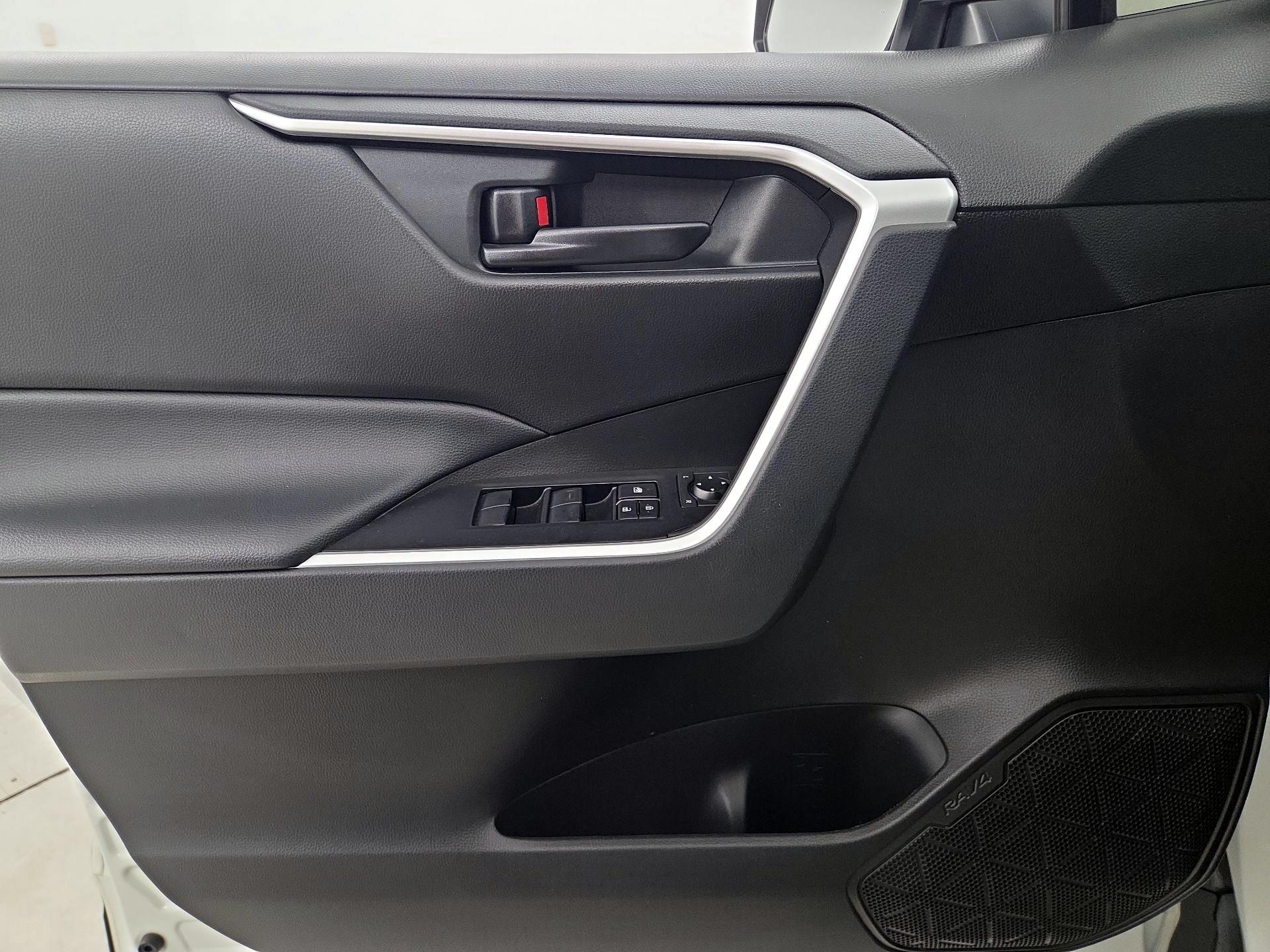 Thumbnail: 2023 Toyota RAV4 - 12