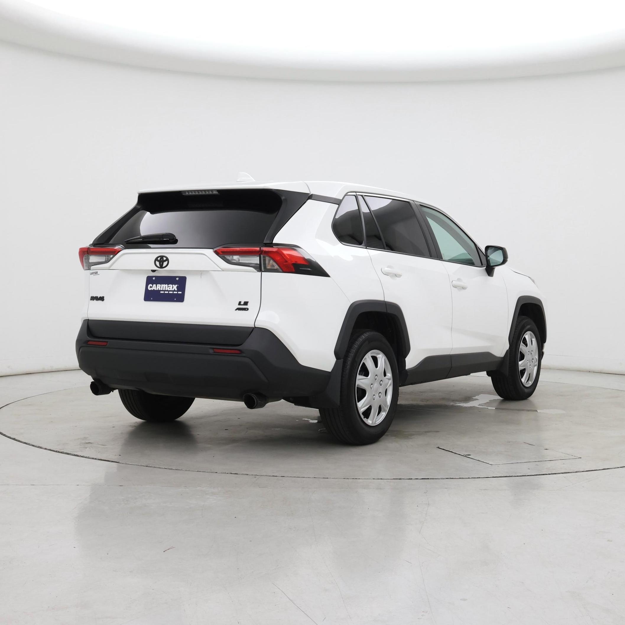 Thumbnail: 2023 Toyota RAV4 - 8