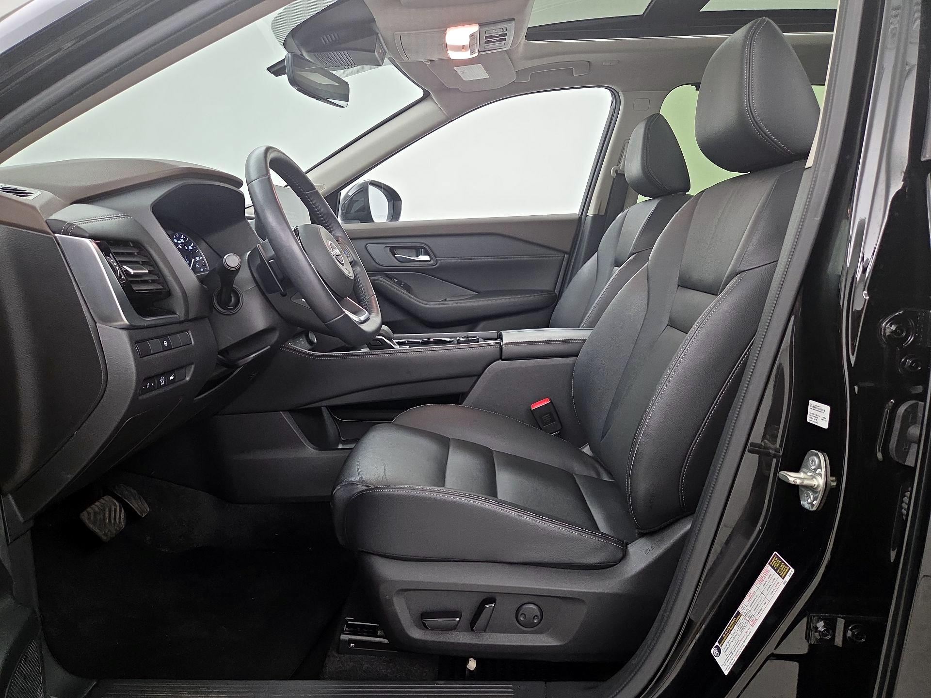 Thumbnail: 2023 Nissan Rogue - 11