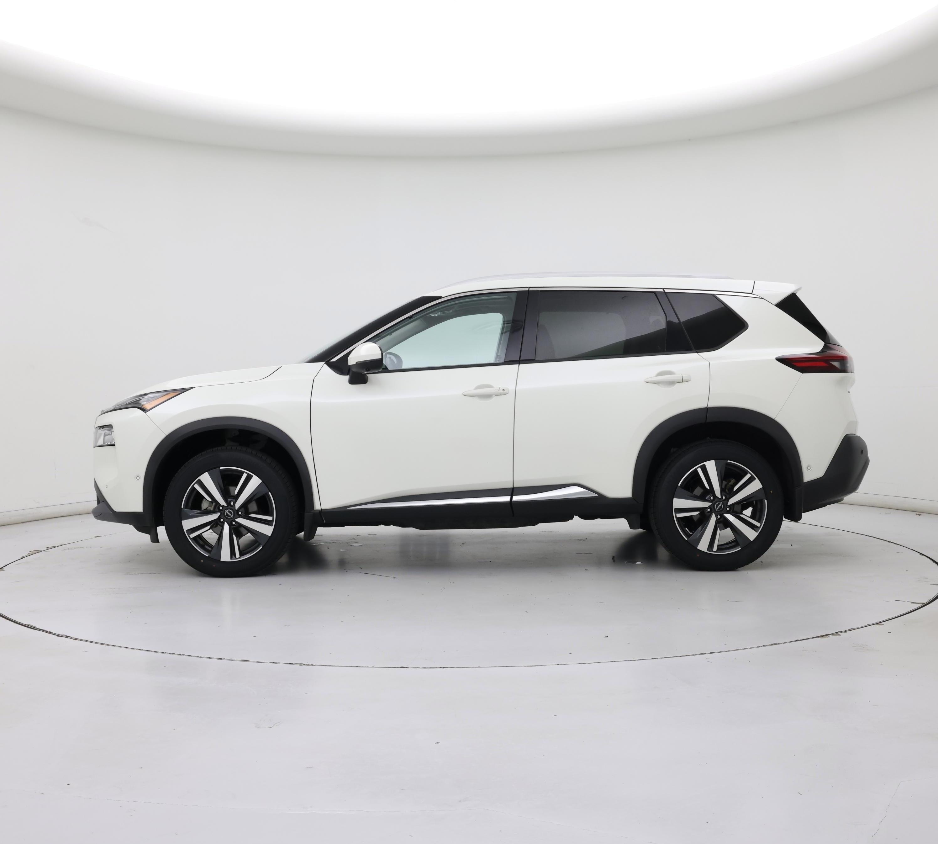 Thumbnail: 2023 Nissan Rogue - 3