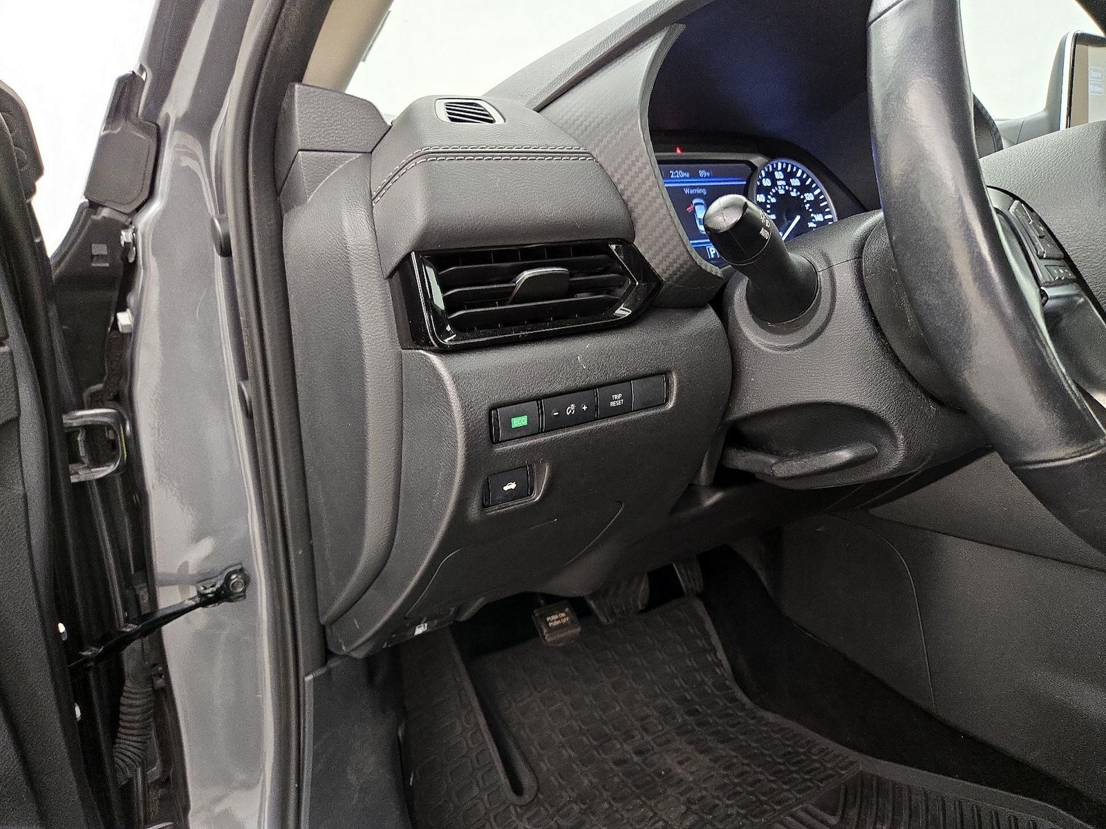 2022 Nissan Sentra SV - Photo 14