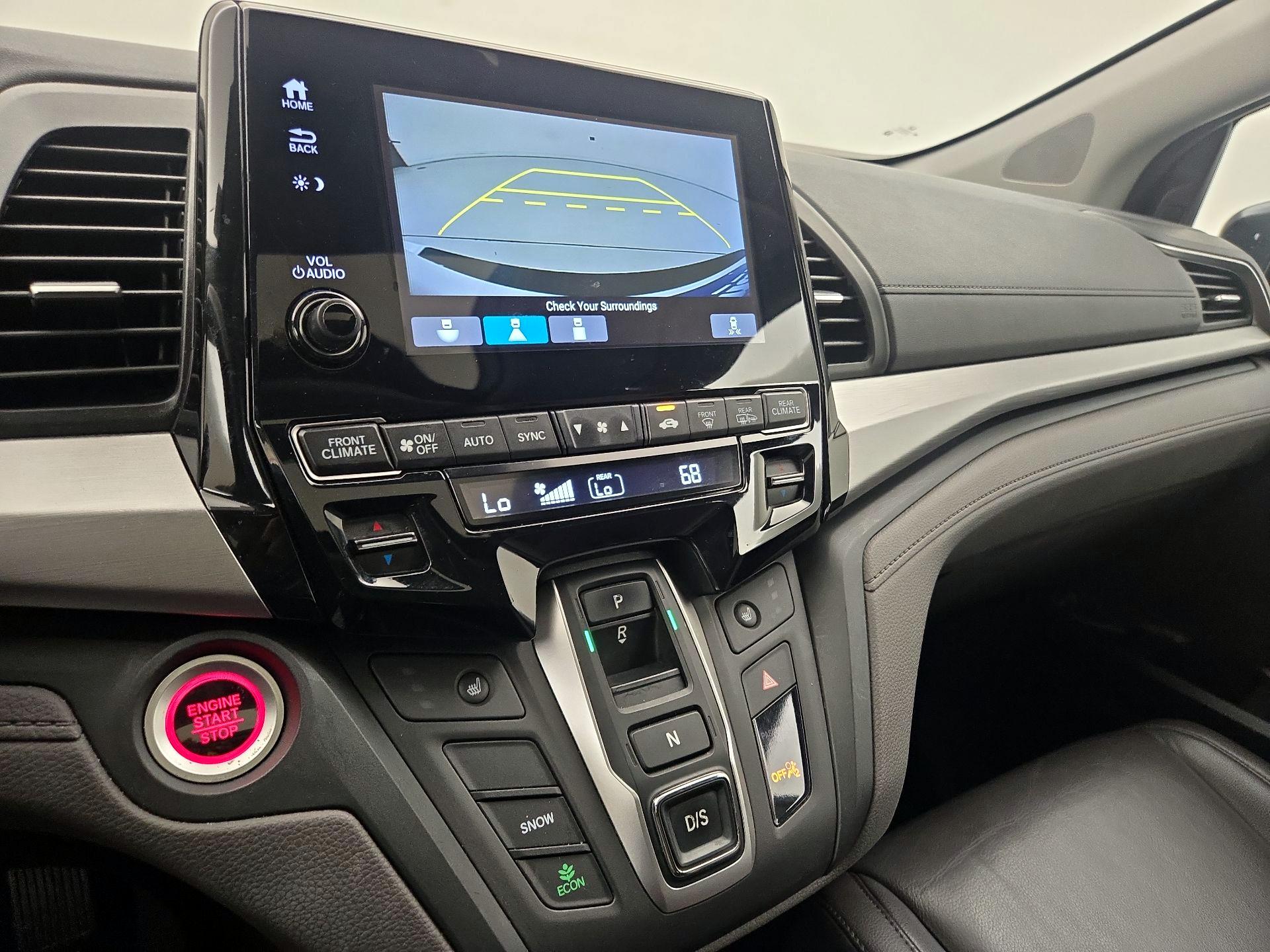Thumbnail: 2019 Honda Odyssey - 15