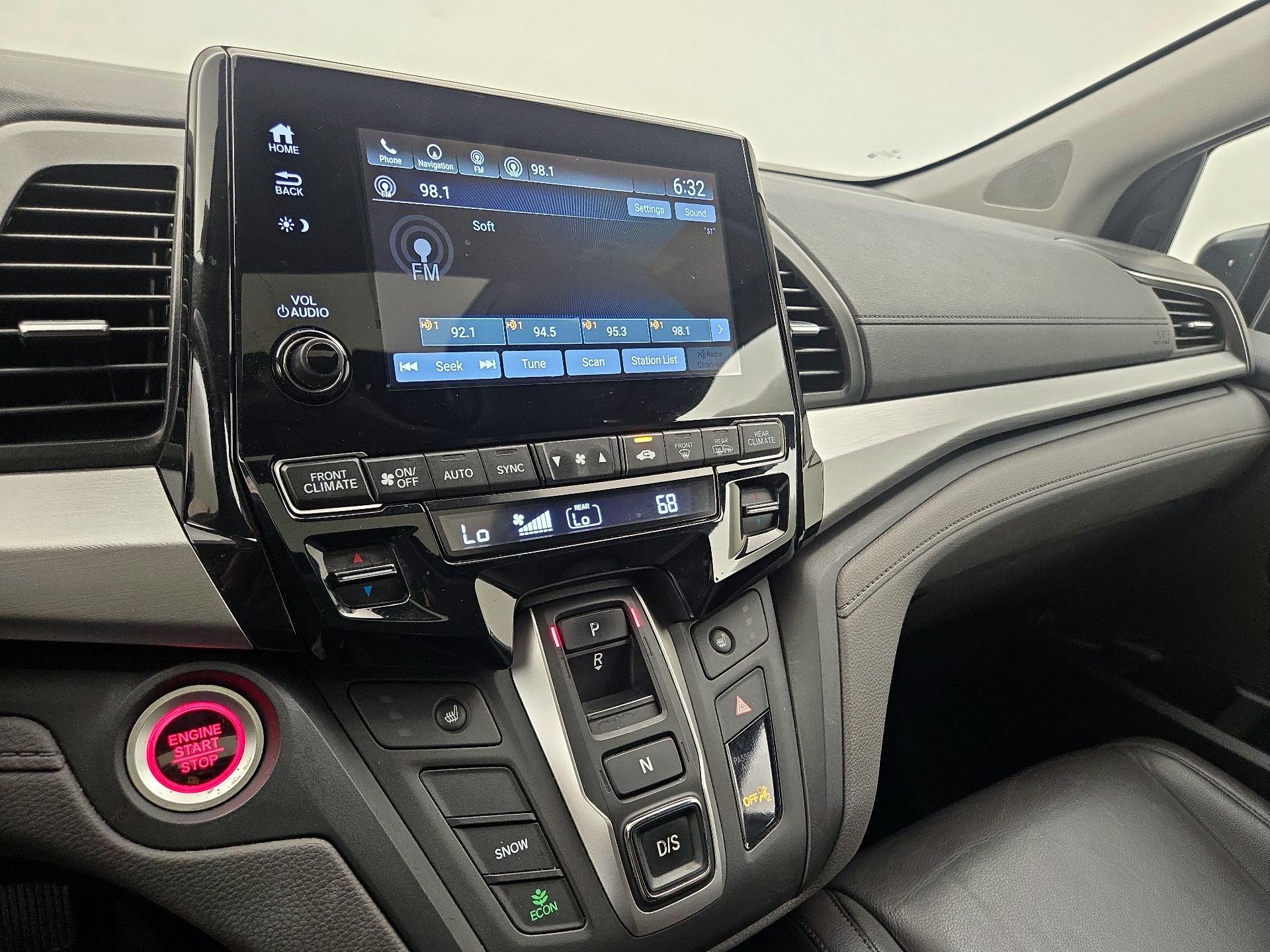 Thumbnail: 2019 Honda Odyssey - 16