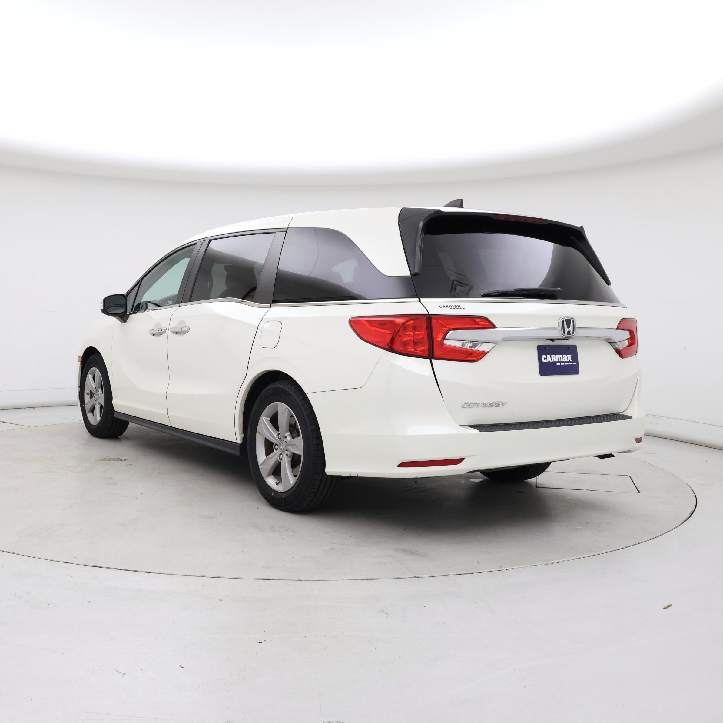 Thumbnail: 2019 Honda Odyssey - 2