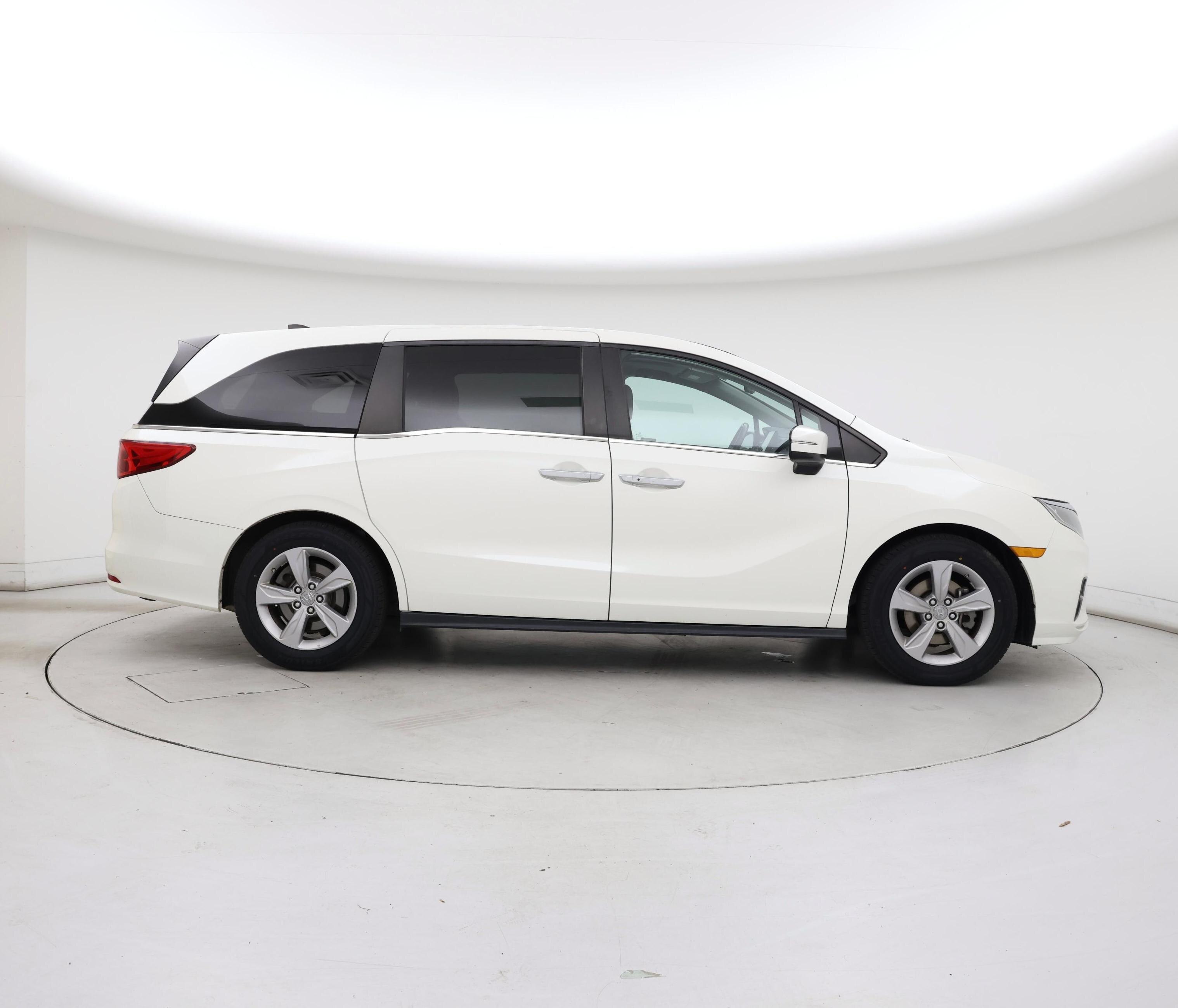Thumbnail: 2019 Honda Odyssey - 7