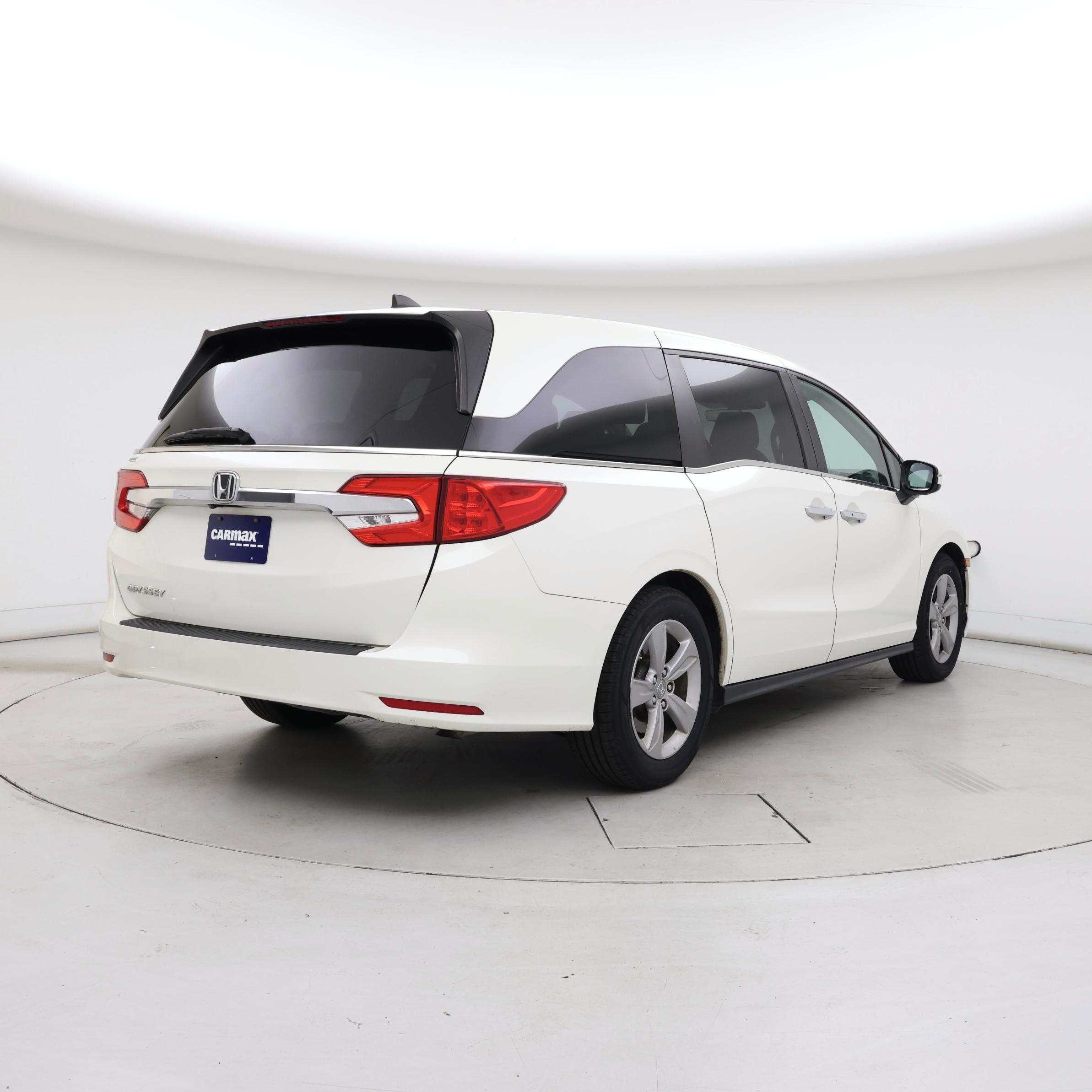 Thumbnail: 2019 Honda Odyssey - 8