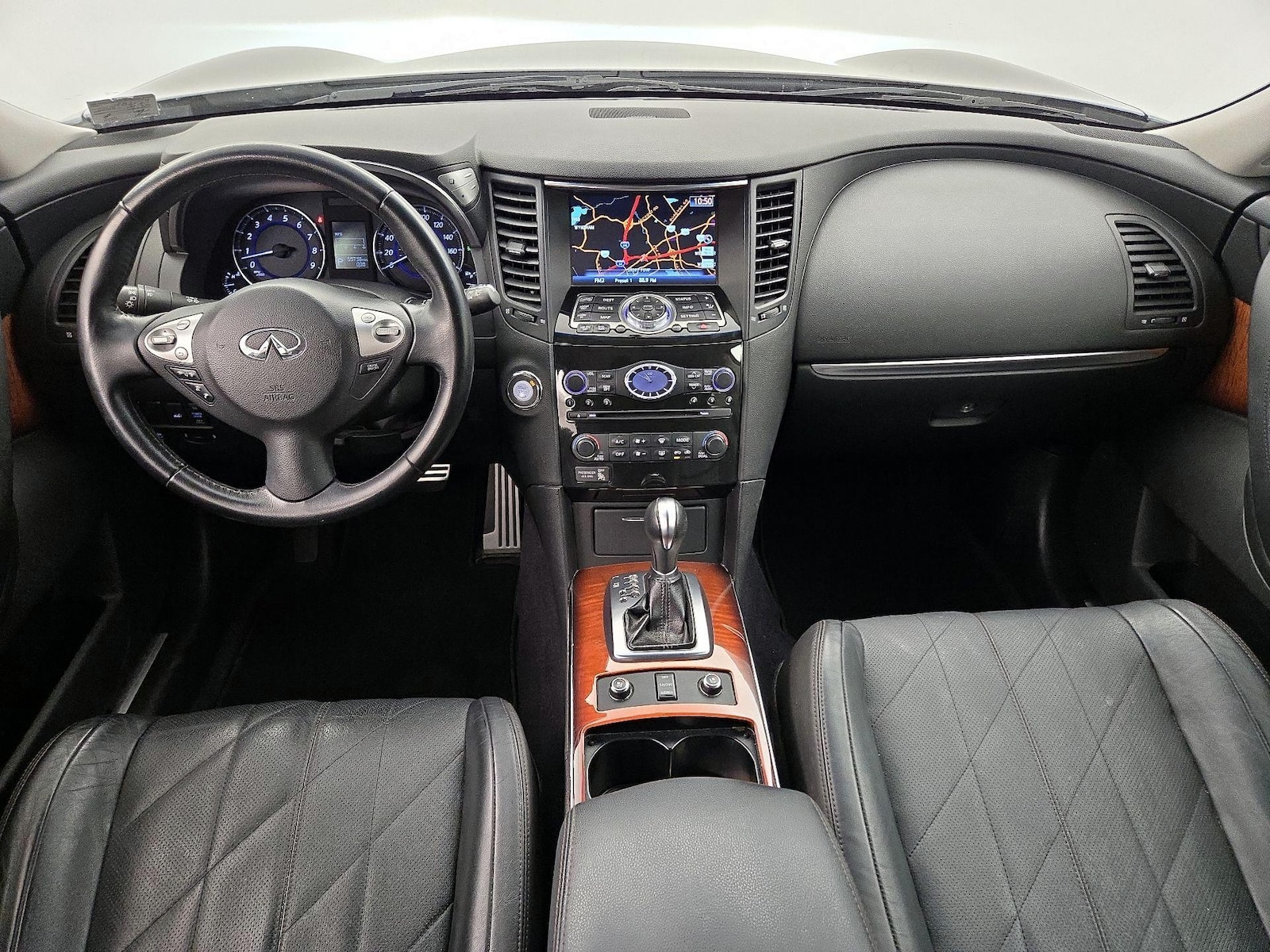 2015 INFINITI QX70 Base - Photo 10