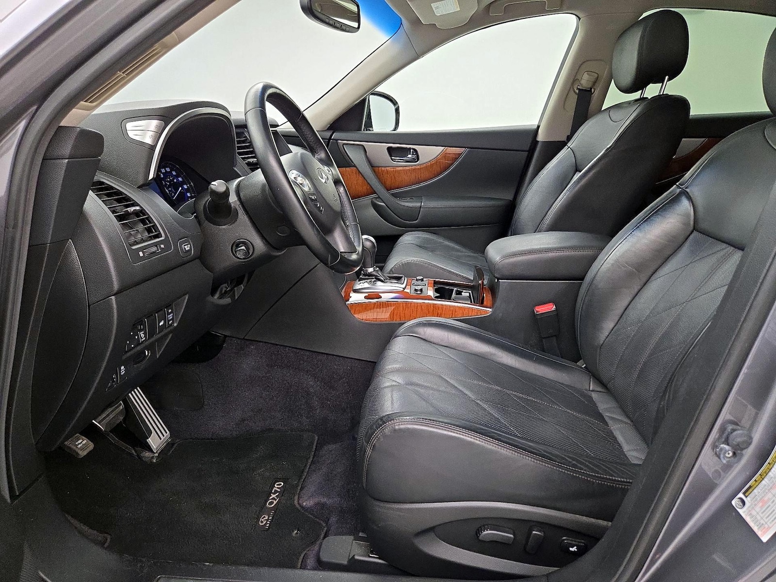 2015 INFINITI QX70 Base - Photo 12