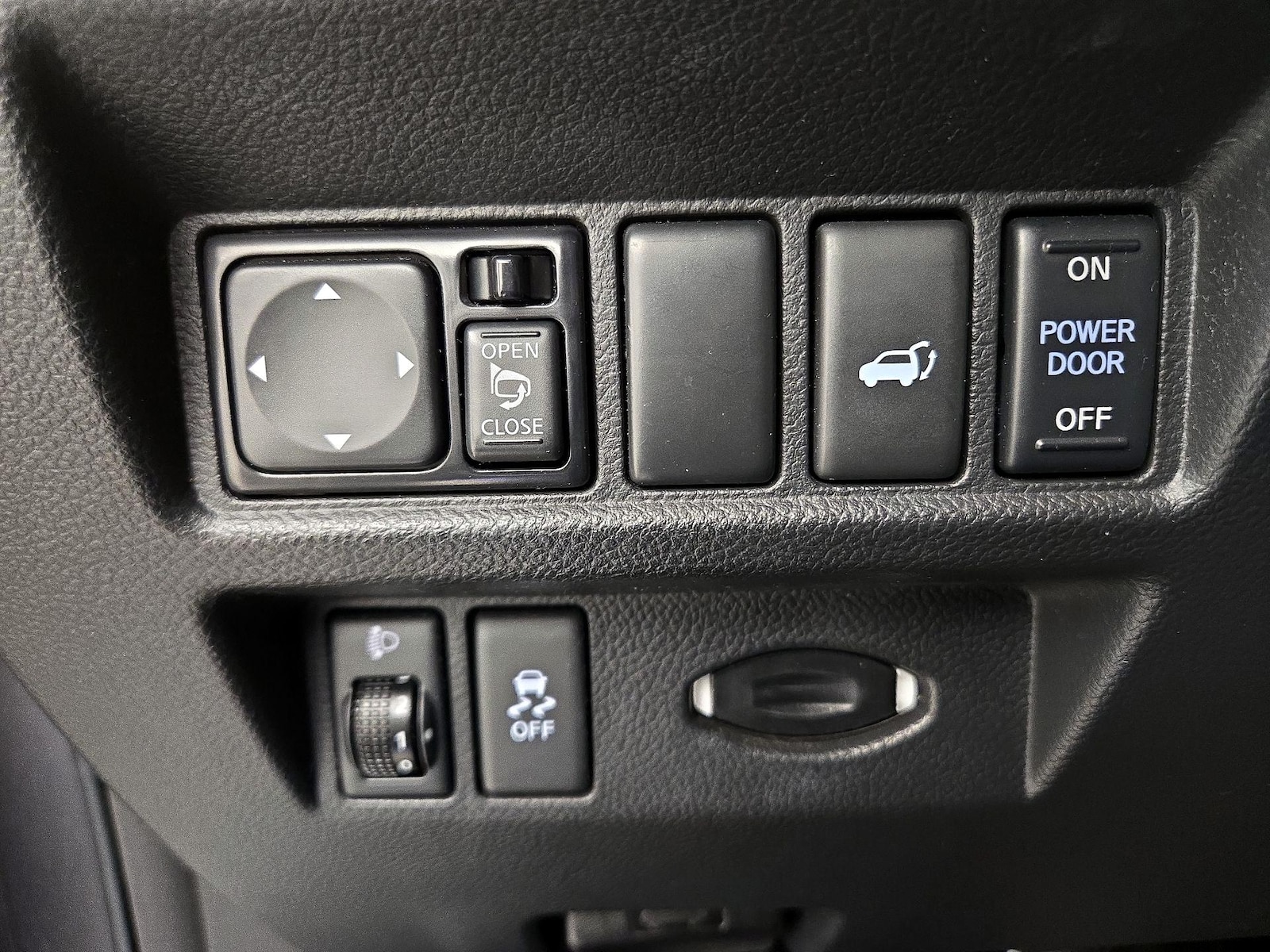 2015 INFINITI QX70 Base - Photo 14