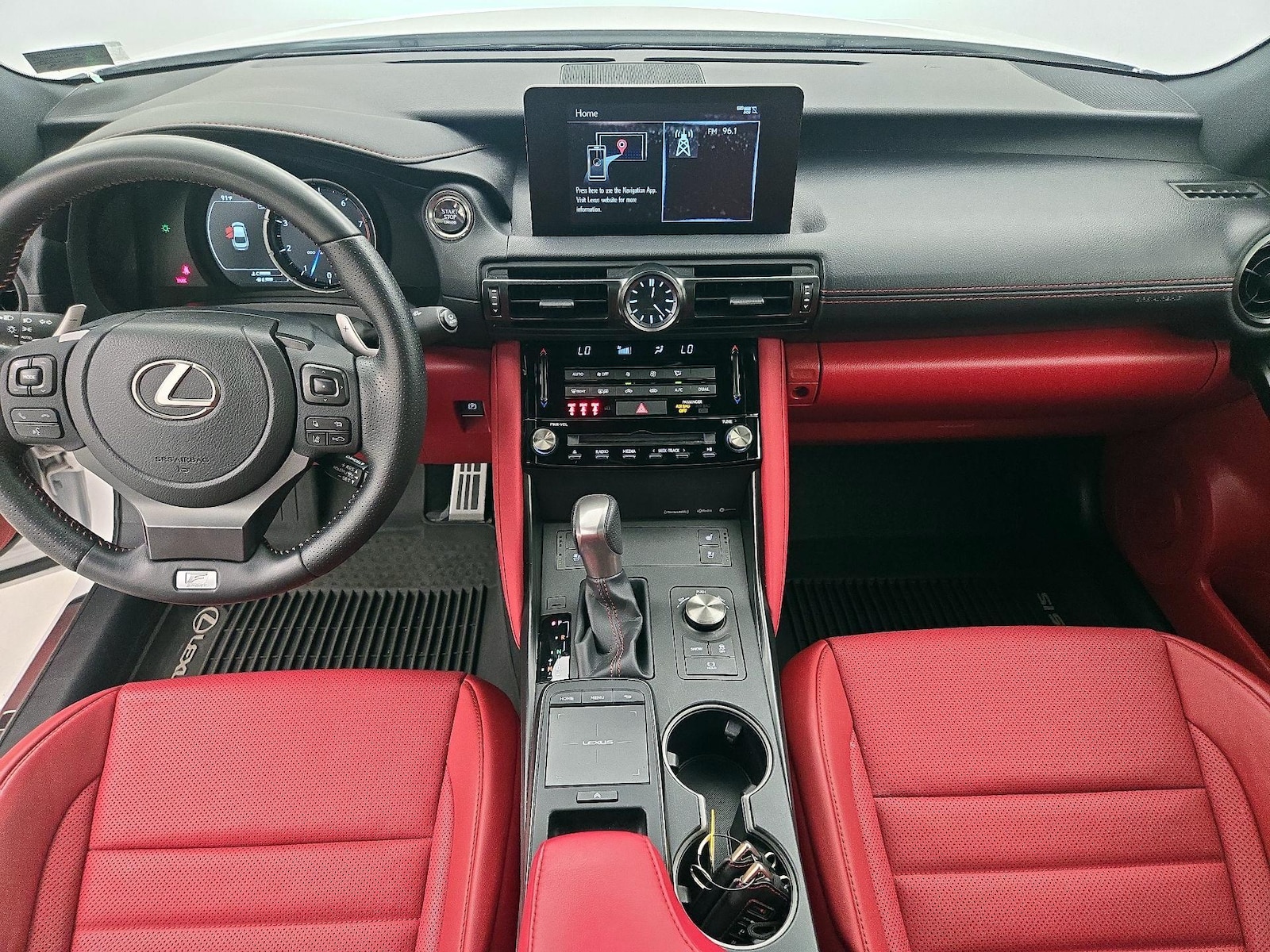 Apple CarPlay® & Android Auto™