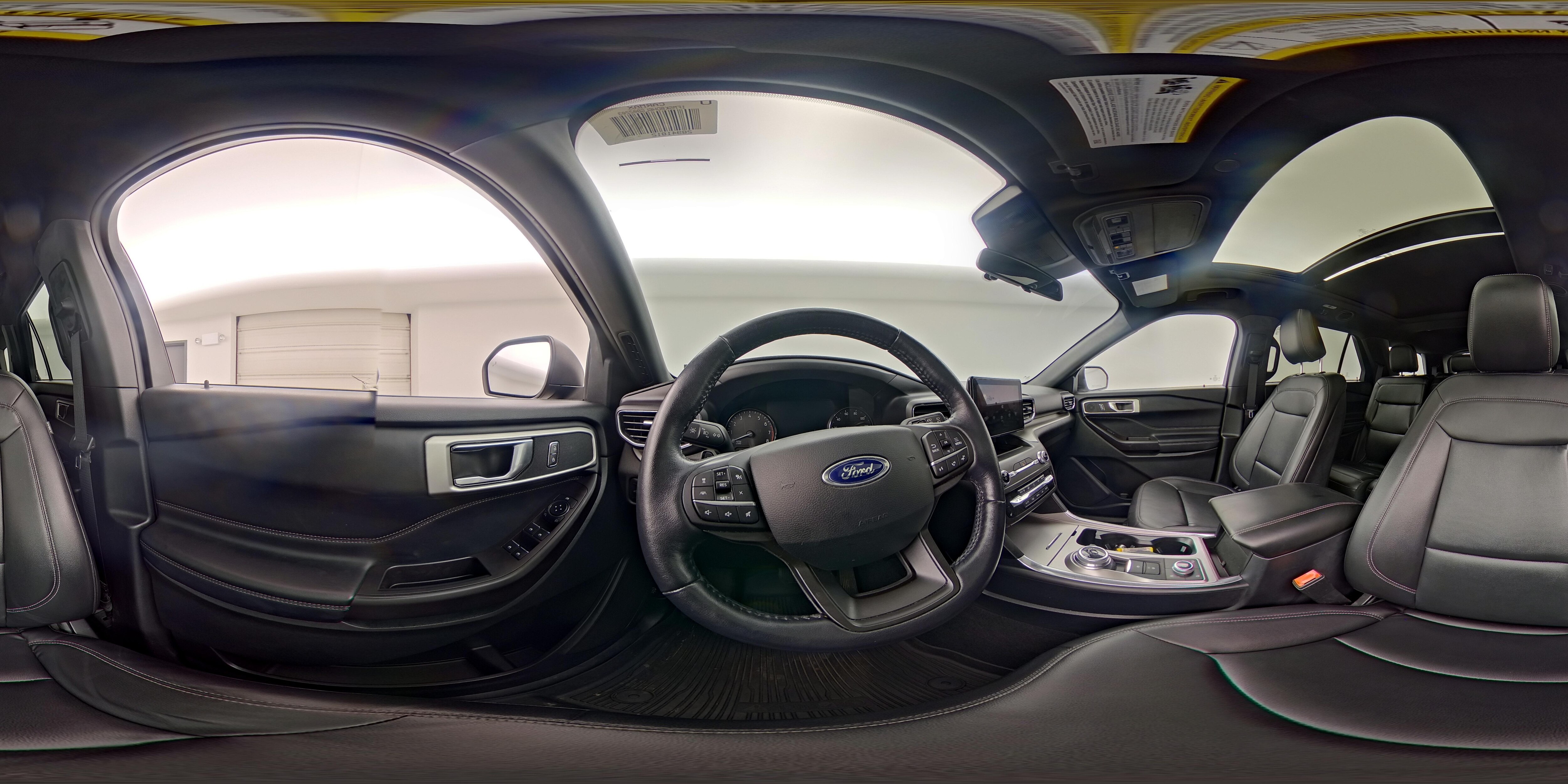 2020 Ford Explorer XLT - Photo 30
