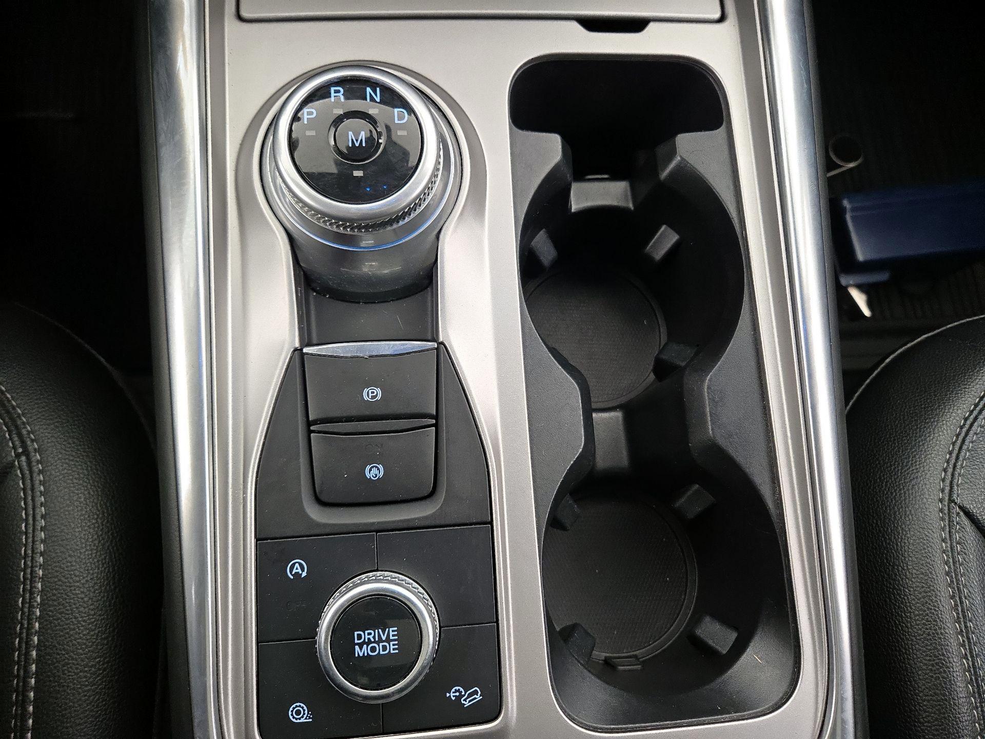 Thumbnail: 2020 Ford Explorer - 18