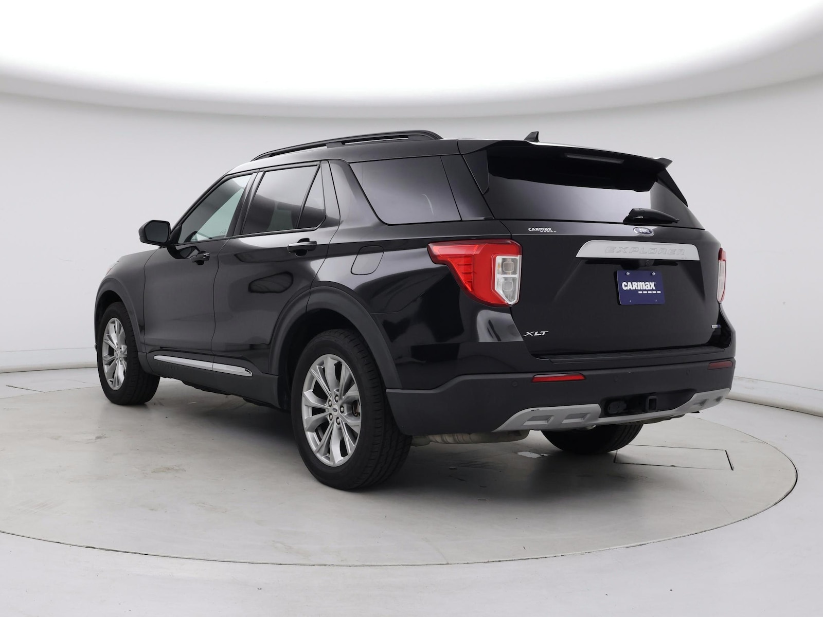2020 Ford Explorer XLT - Photo 3