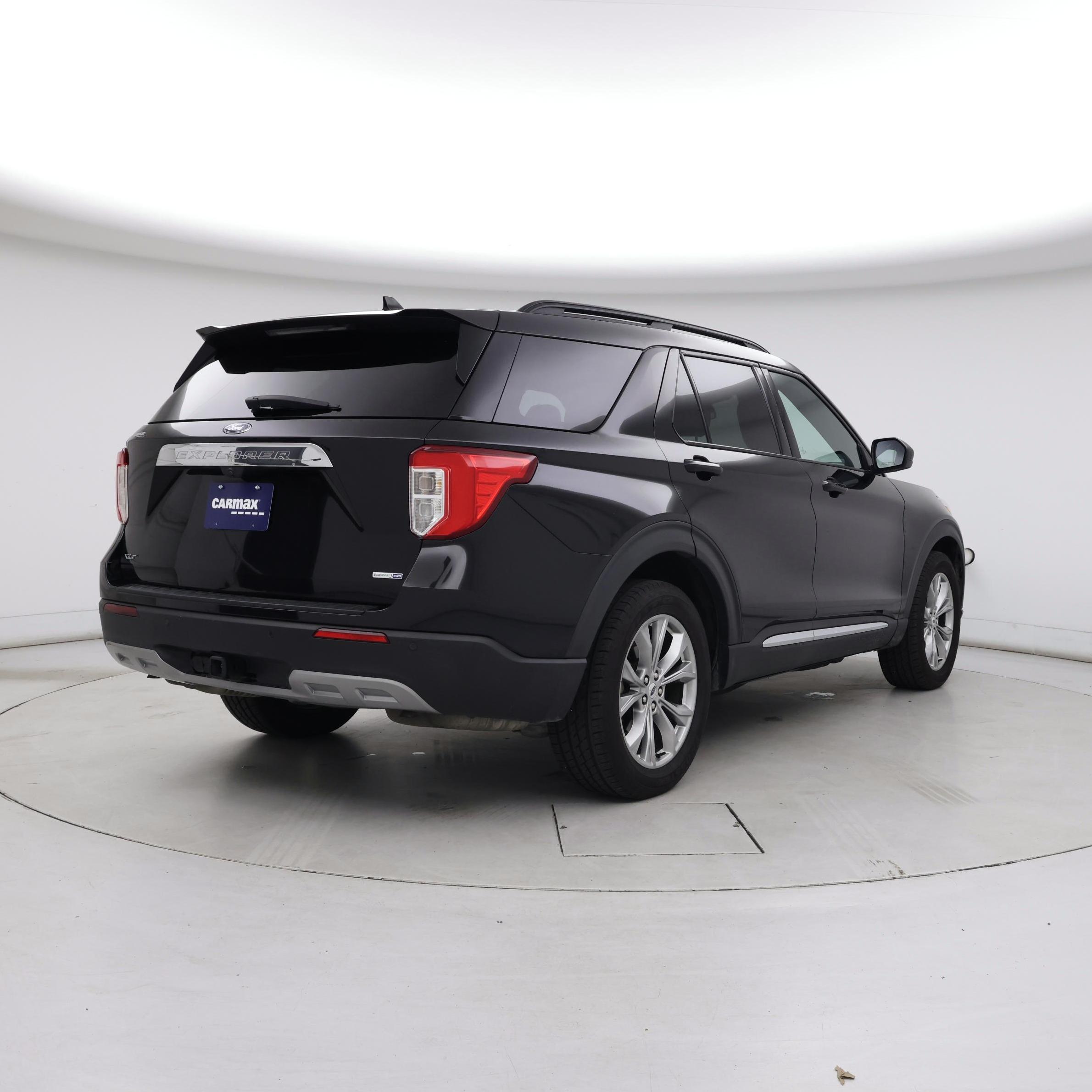 Thumbnail: 2020 Ford Explorer - 8