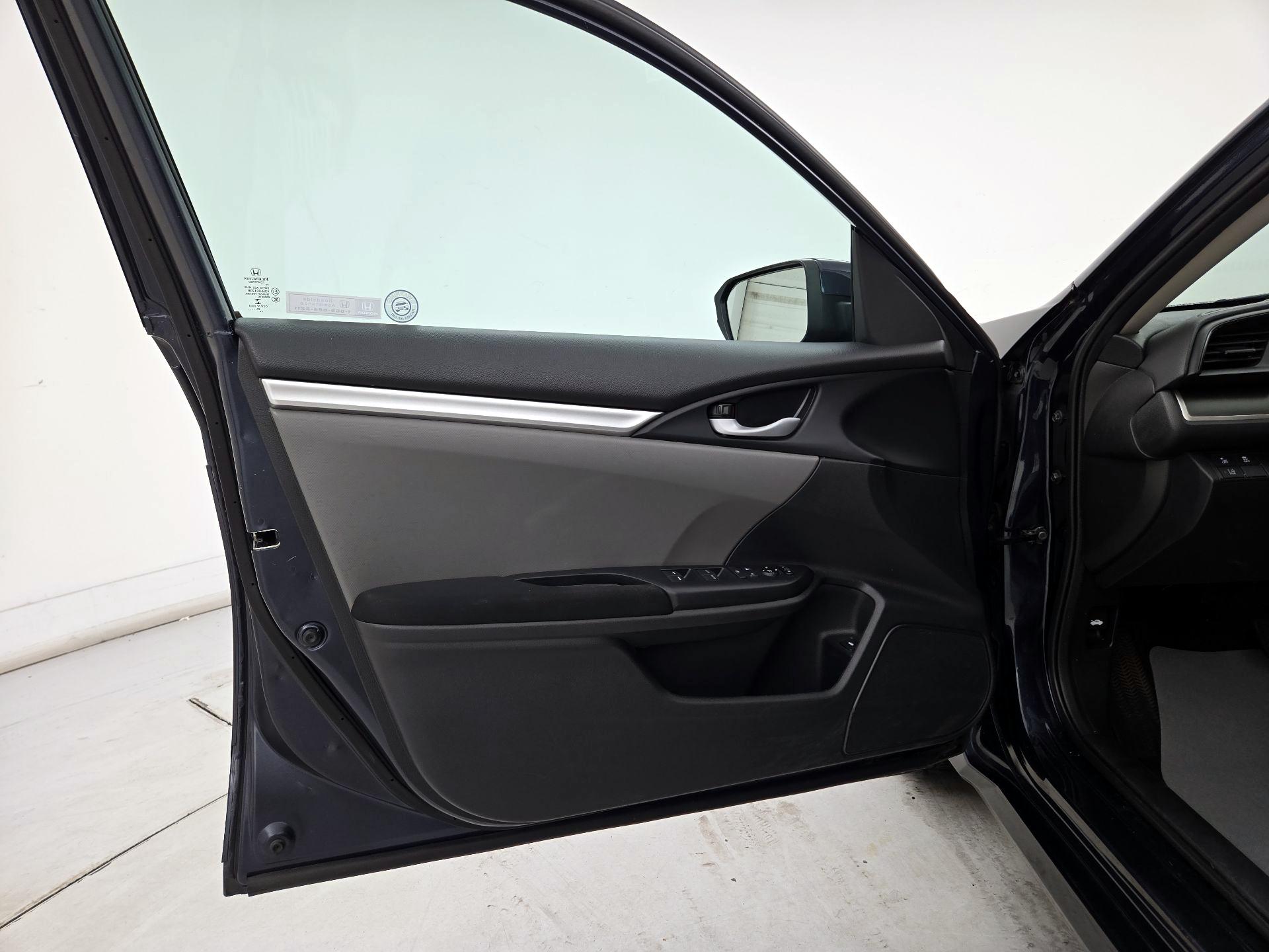Thumbnail: 2020 Honda Civic - 12