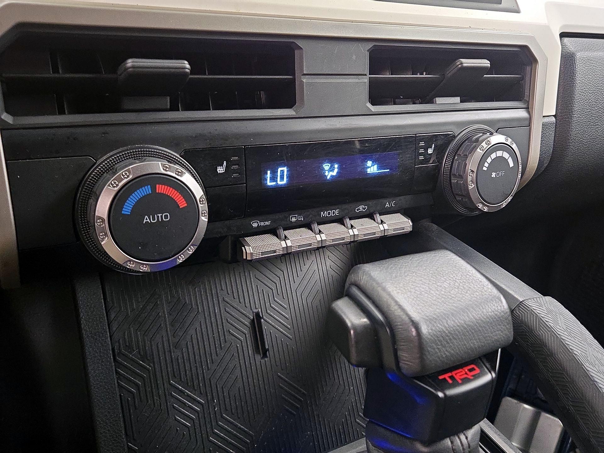 Thumbnail: 2024 Toyota Tacoma - 16