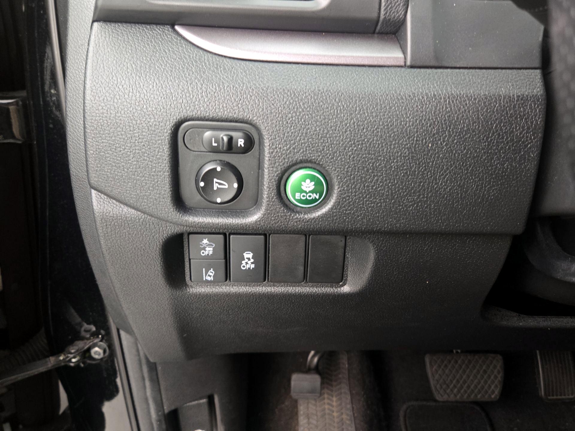 Thumbnail: 2019 Honda Passport - 13