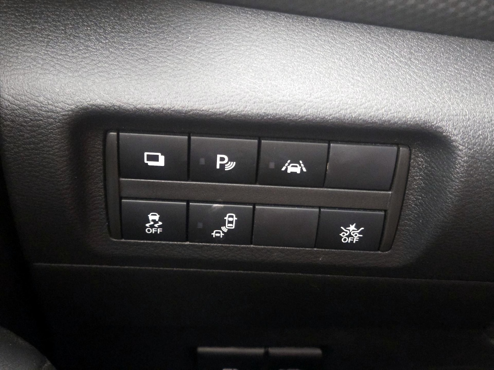 2024 Nissan Kicks S - Photo 14