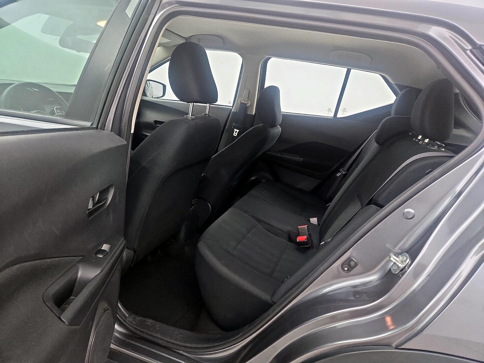 2024 Nissan Kicks S - Photo 20