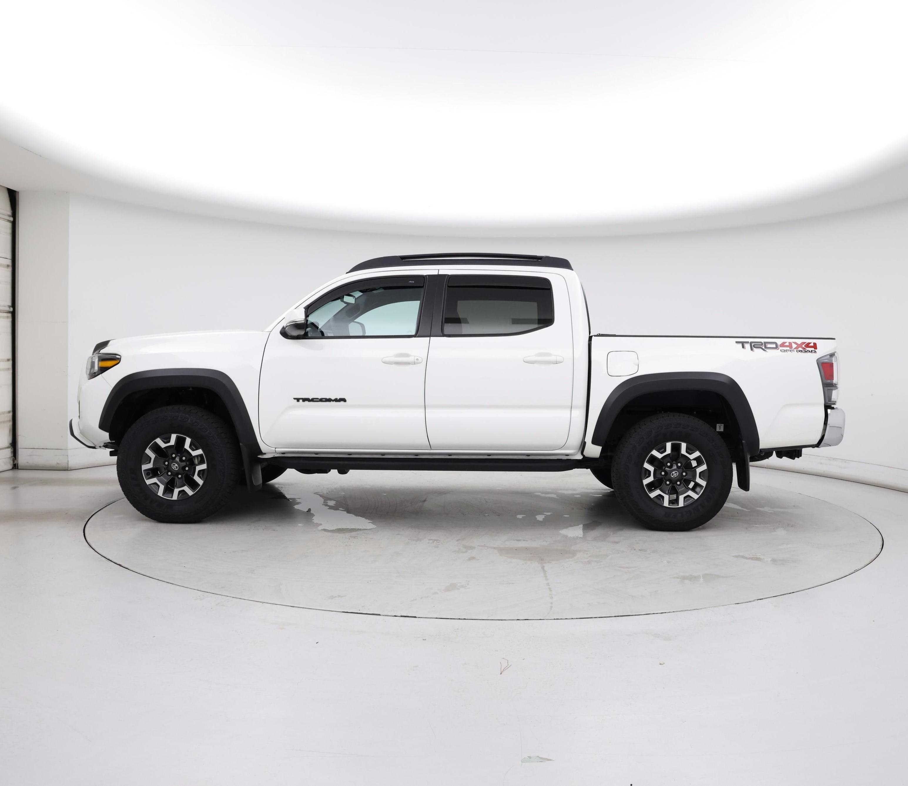 Thumbnail: 2023 Toyota Tacoma - 3