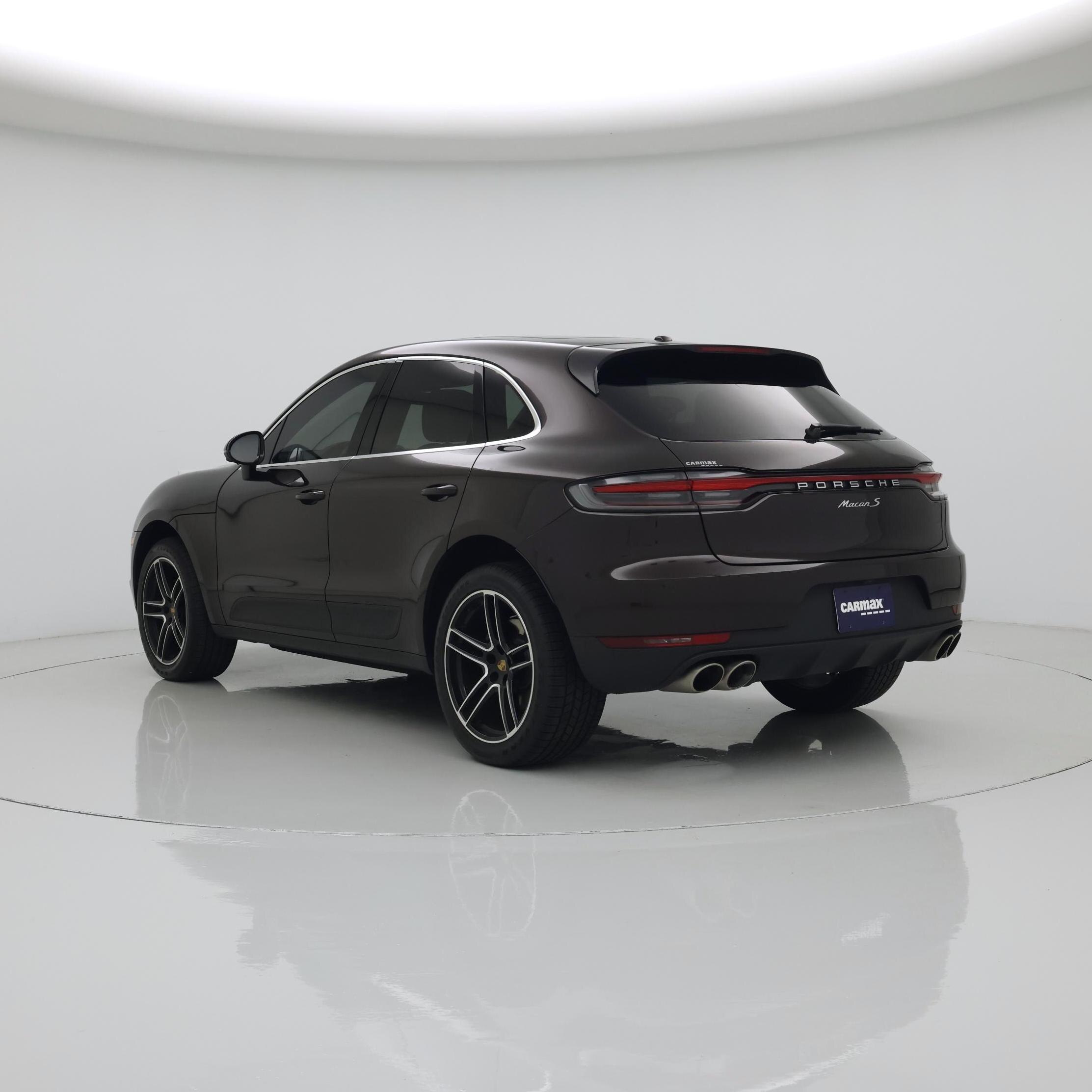 Thumbnail: 2021 Porsche Macan - 2