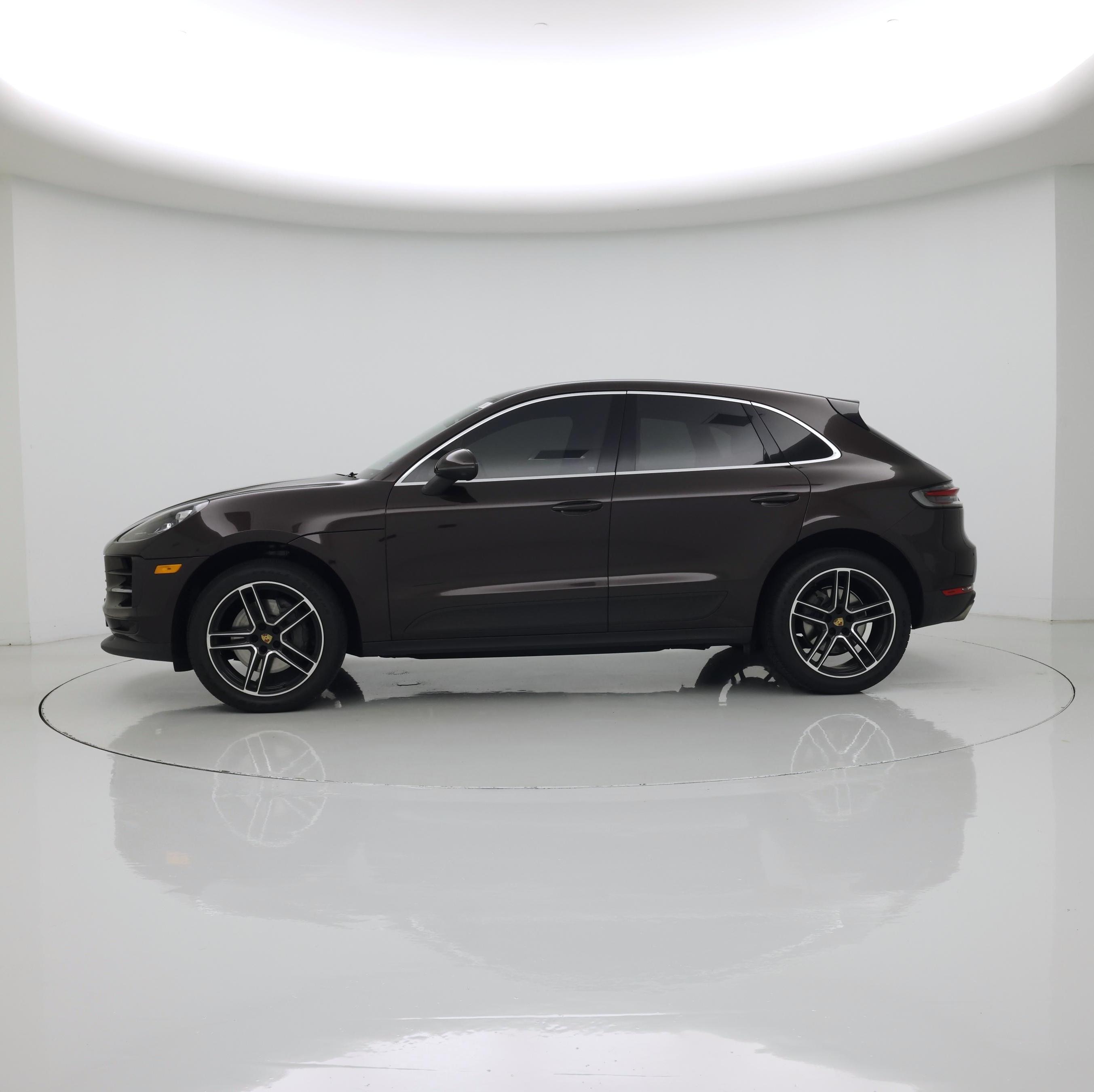 Thumbnail: 2021 Porsche Macan - 3