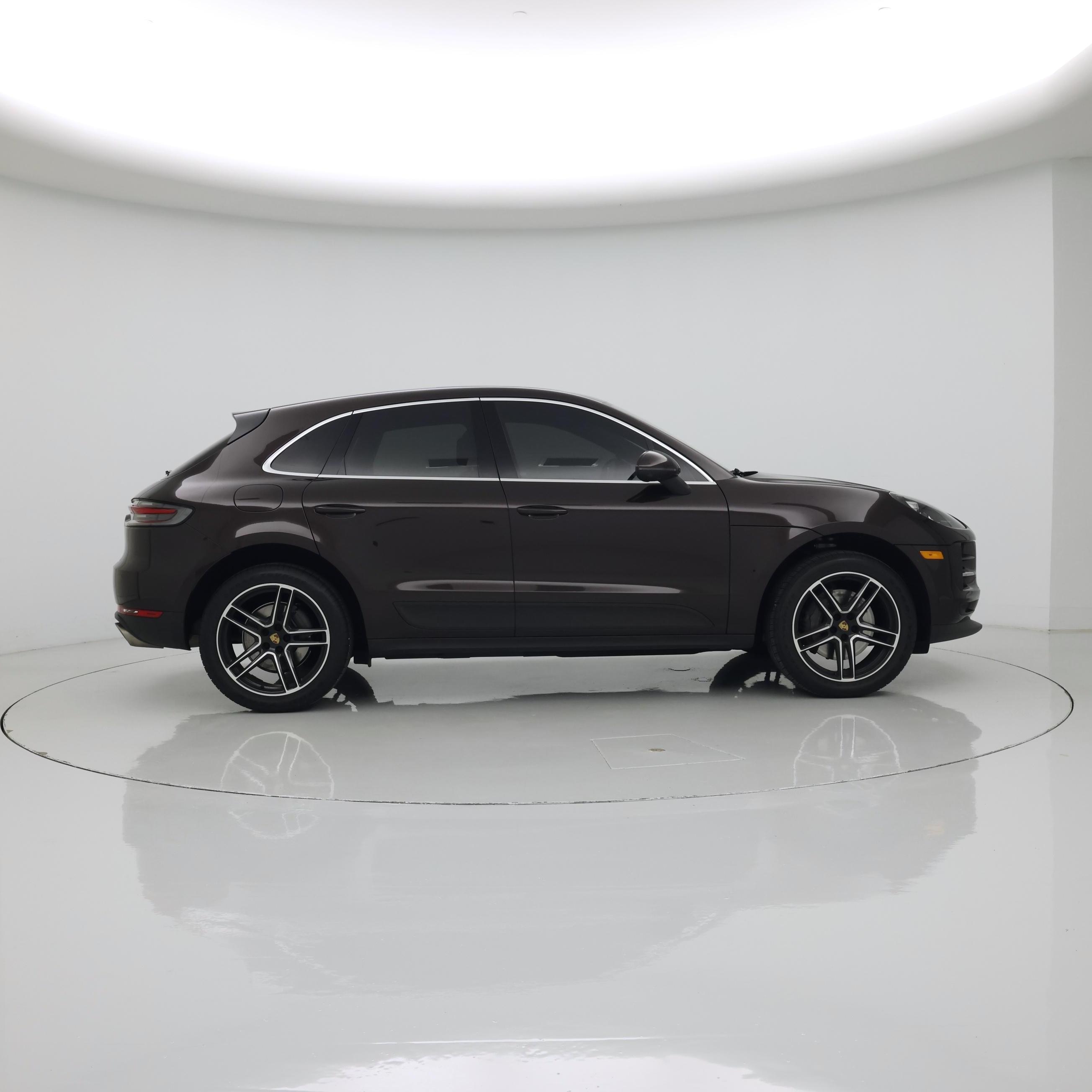 Thumbnail: 2021 Porsche Macan - 7