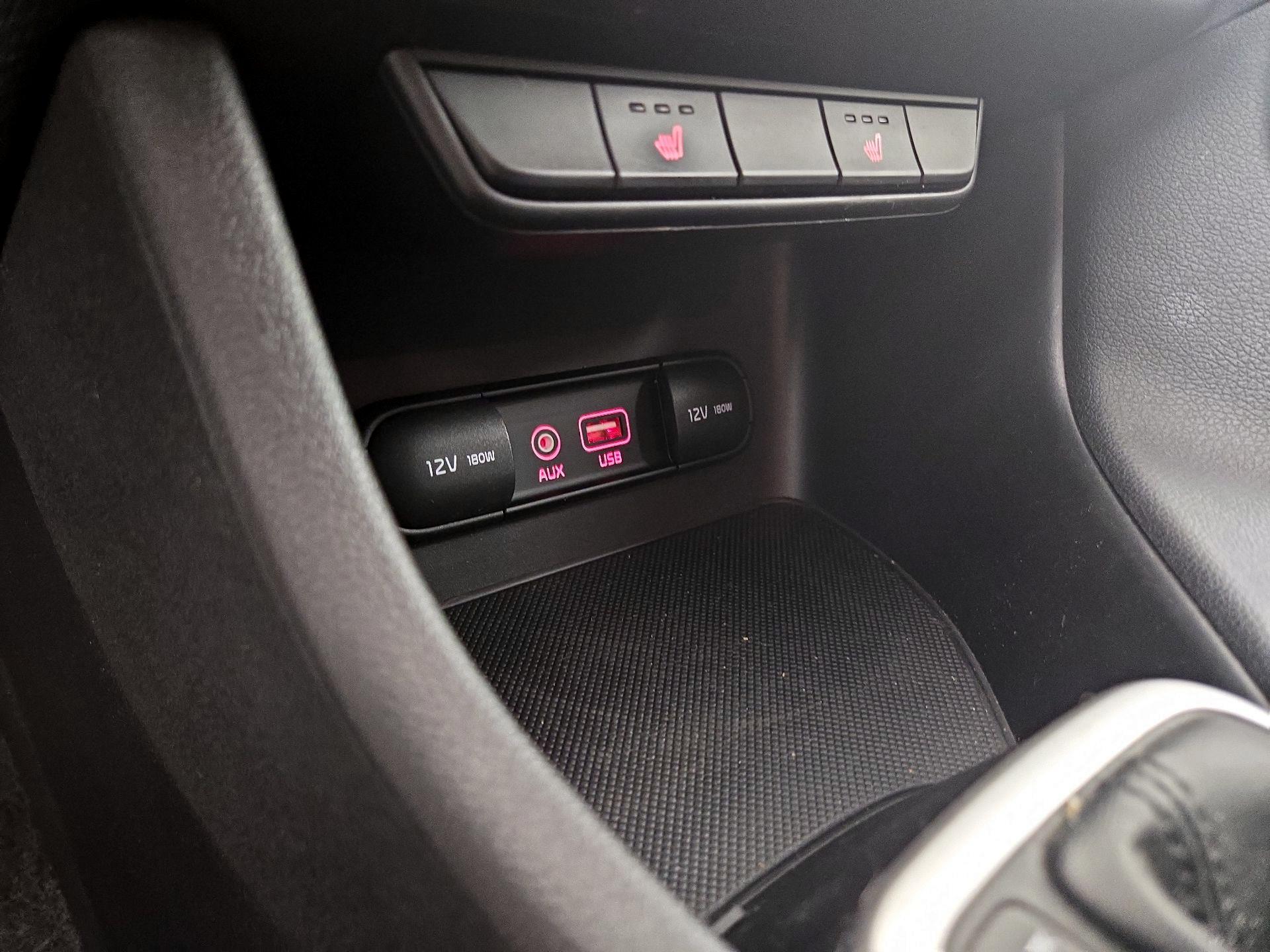 Thumbnail: 2019 Kia Sportage - 18