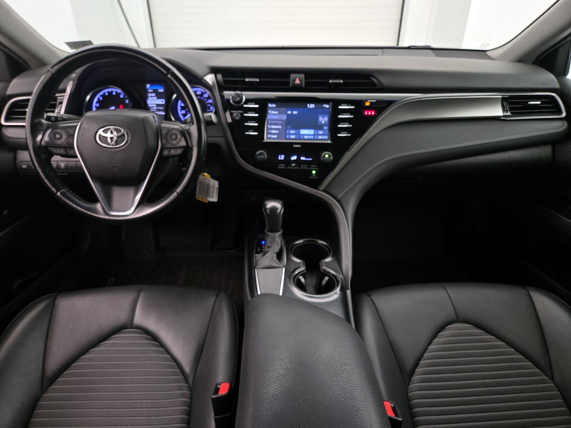 Thumbnail: 2020 Toyota Camry - 9