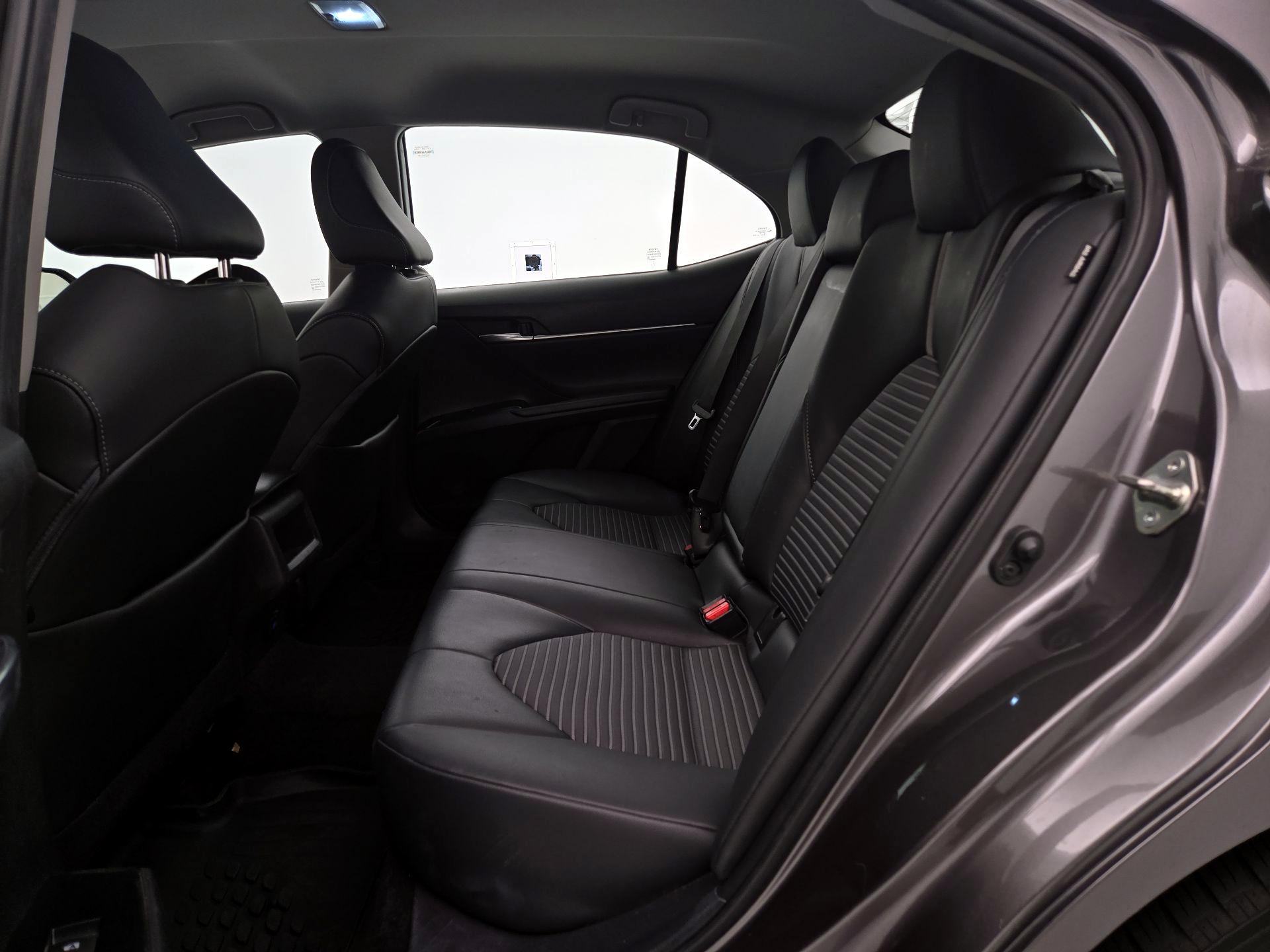 Thumbnail: 2020 Toyota Camry - 19