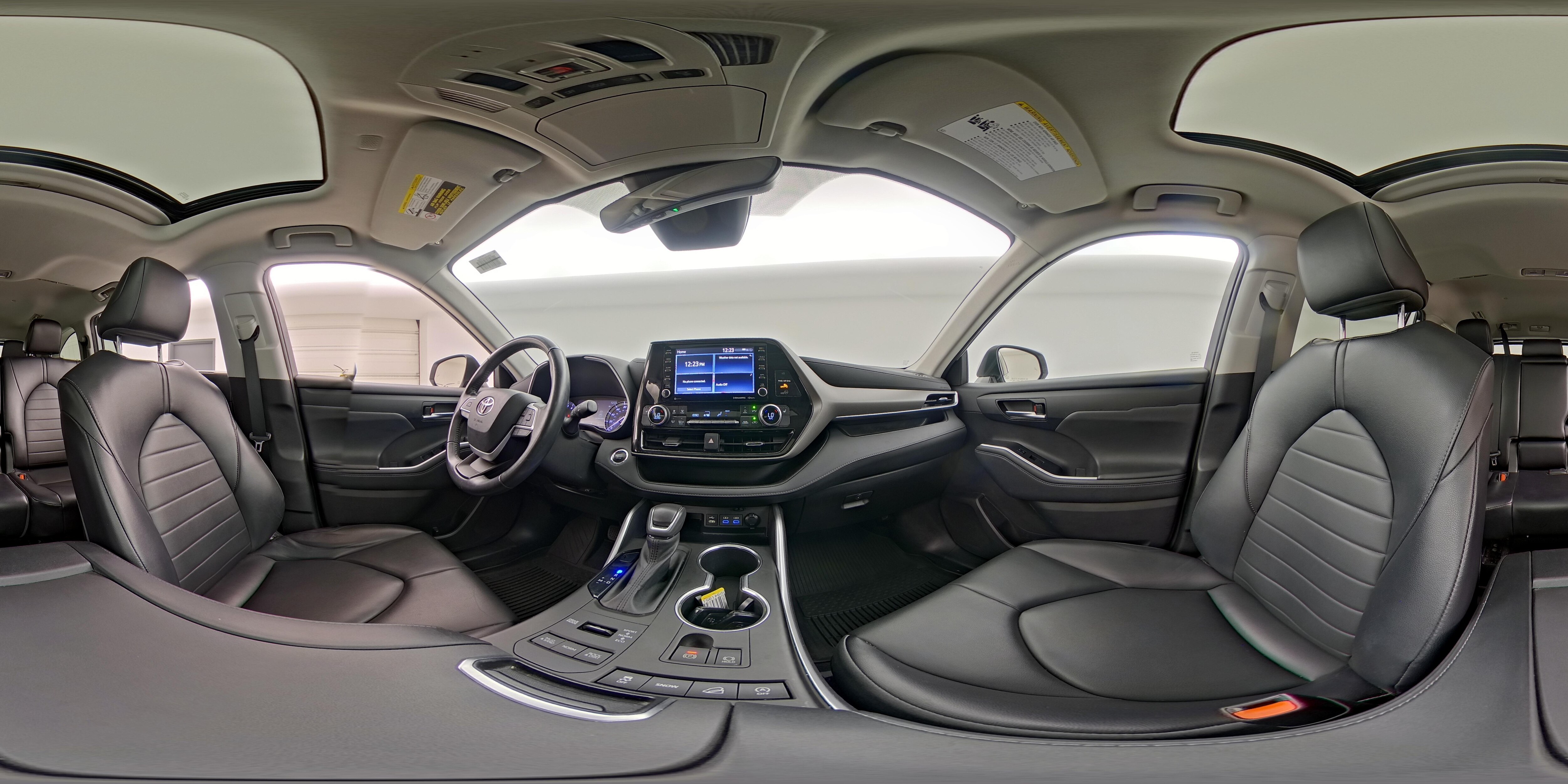 2022 Toyota Highlander XLE - Photo 27