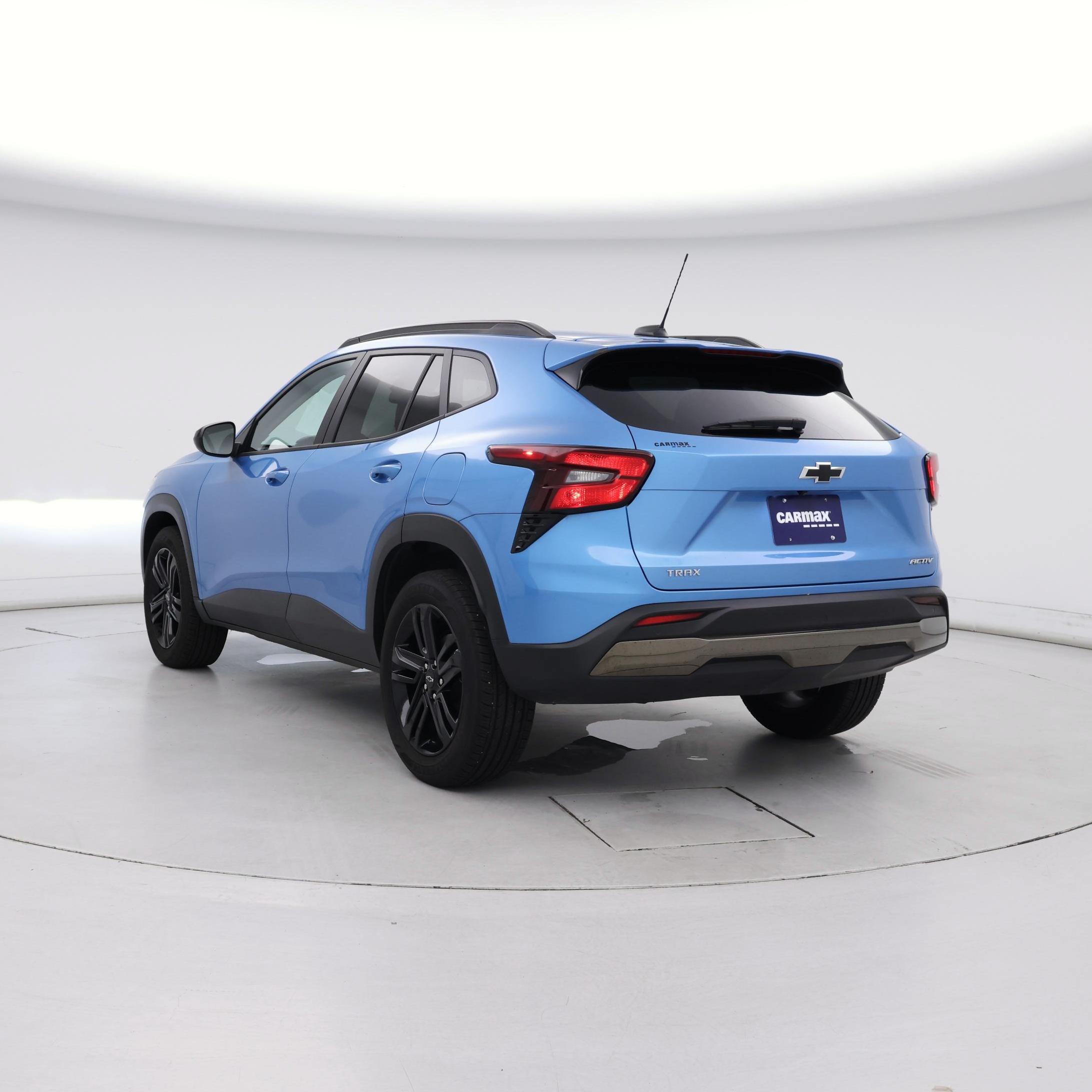 Thumbnail: 2025 Chevrolet Trax - 2