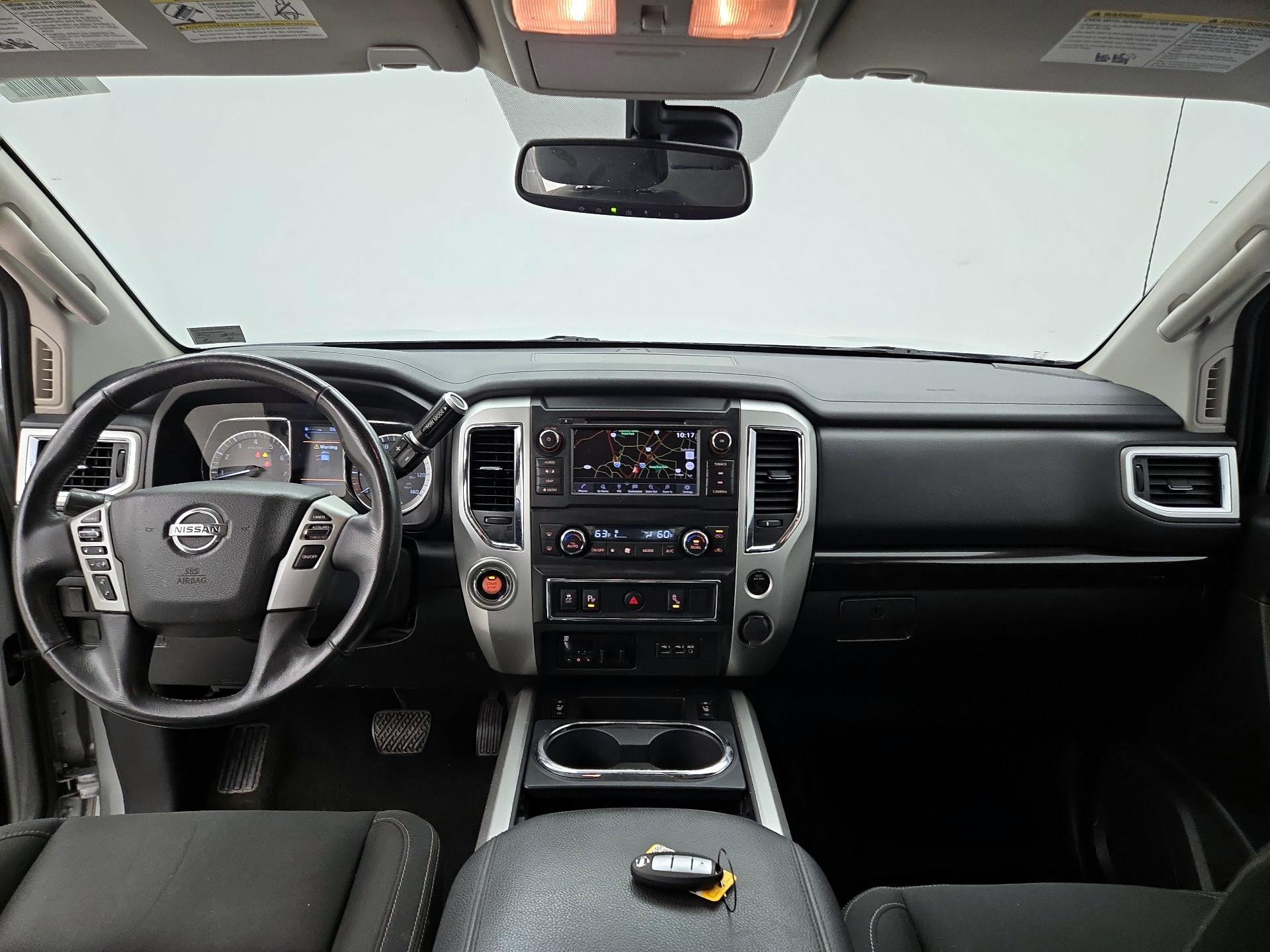 Thumbnail: 2019 Nissan Titan - 9