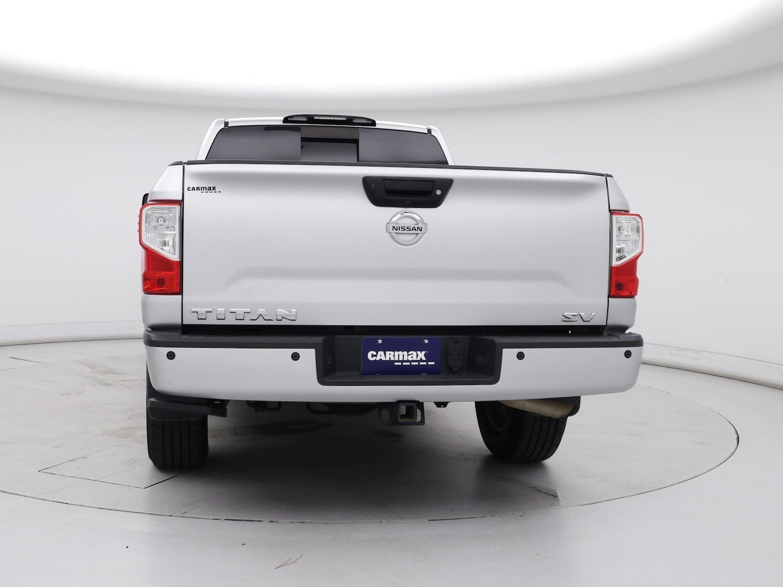 2019 Nissan Titan SV - Photo 7