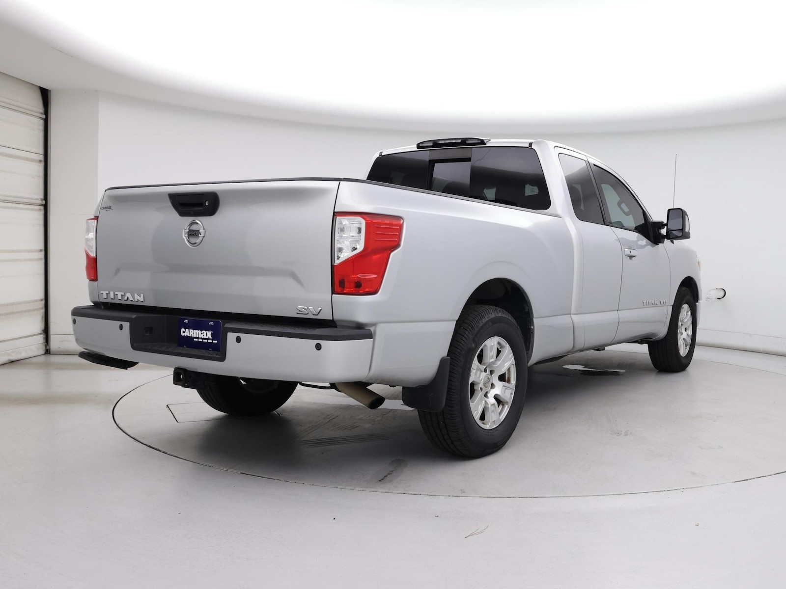 2019 Nissan Titan SV - Photo 9
