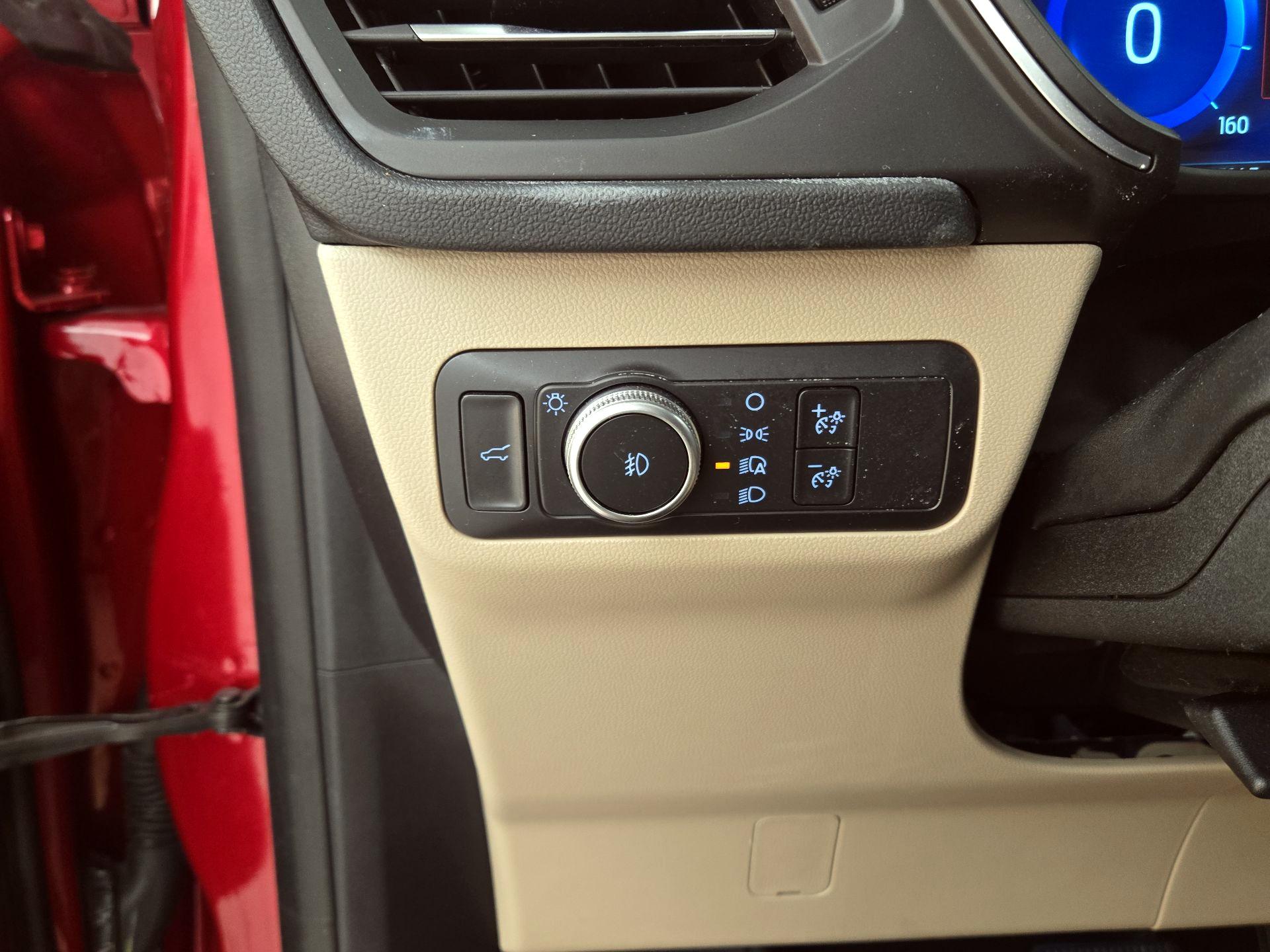 Thumbnail: 2020 Ford Escape - 13