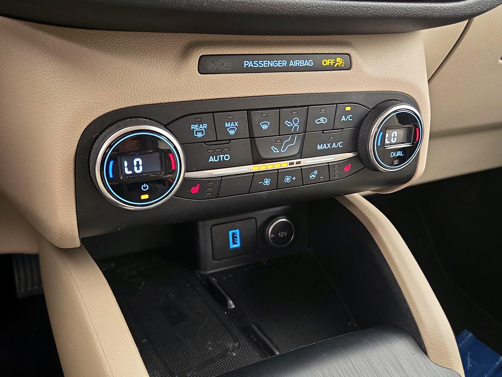 Thumbnail: 2020 Ford Escape - 17